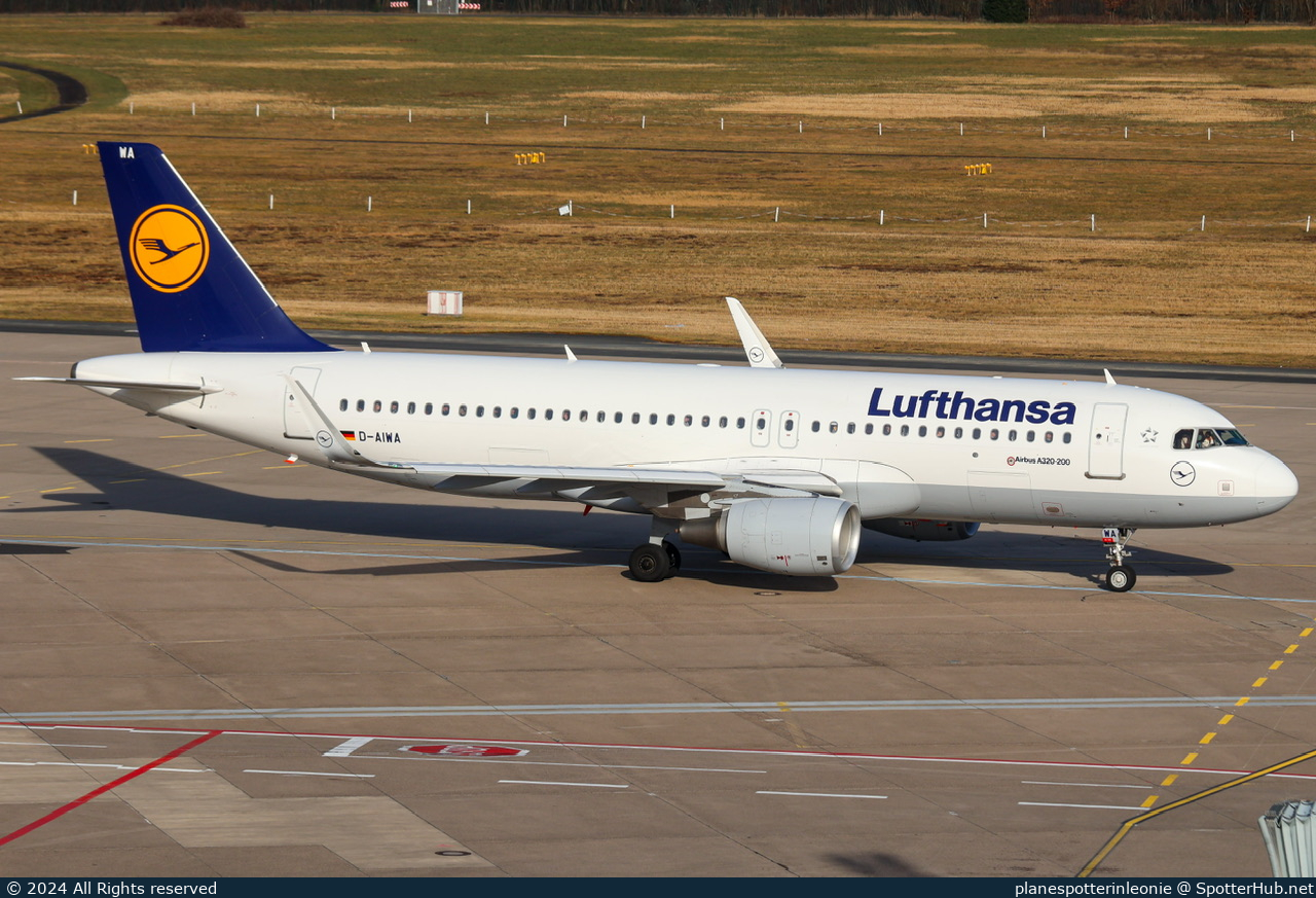 Photo of D-AIWA - Airbus A320-214 operated by Lufthansa