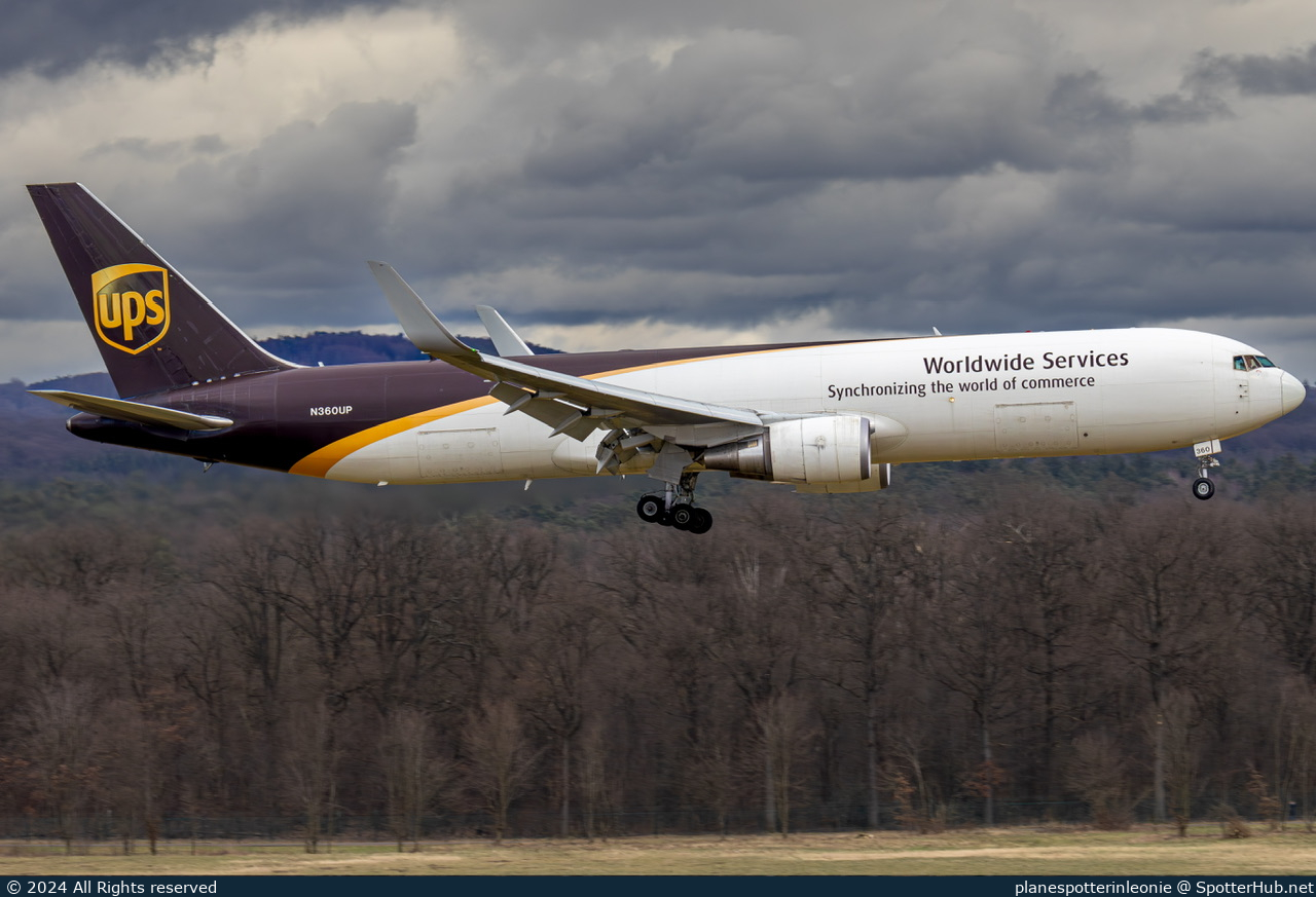Photo of N360UP - Boeing 767-34AF operated by UPS United Parcel Service