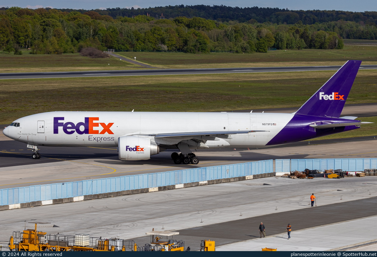 Photo of N879FD - Boeing 777-F operated by FedEx