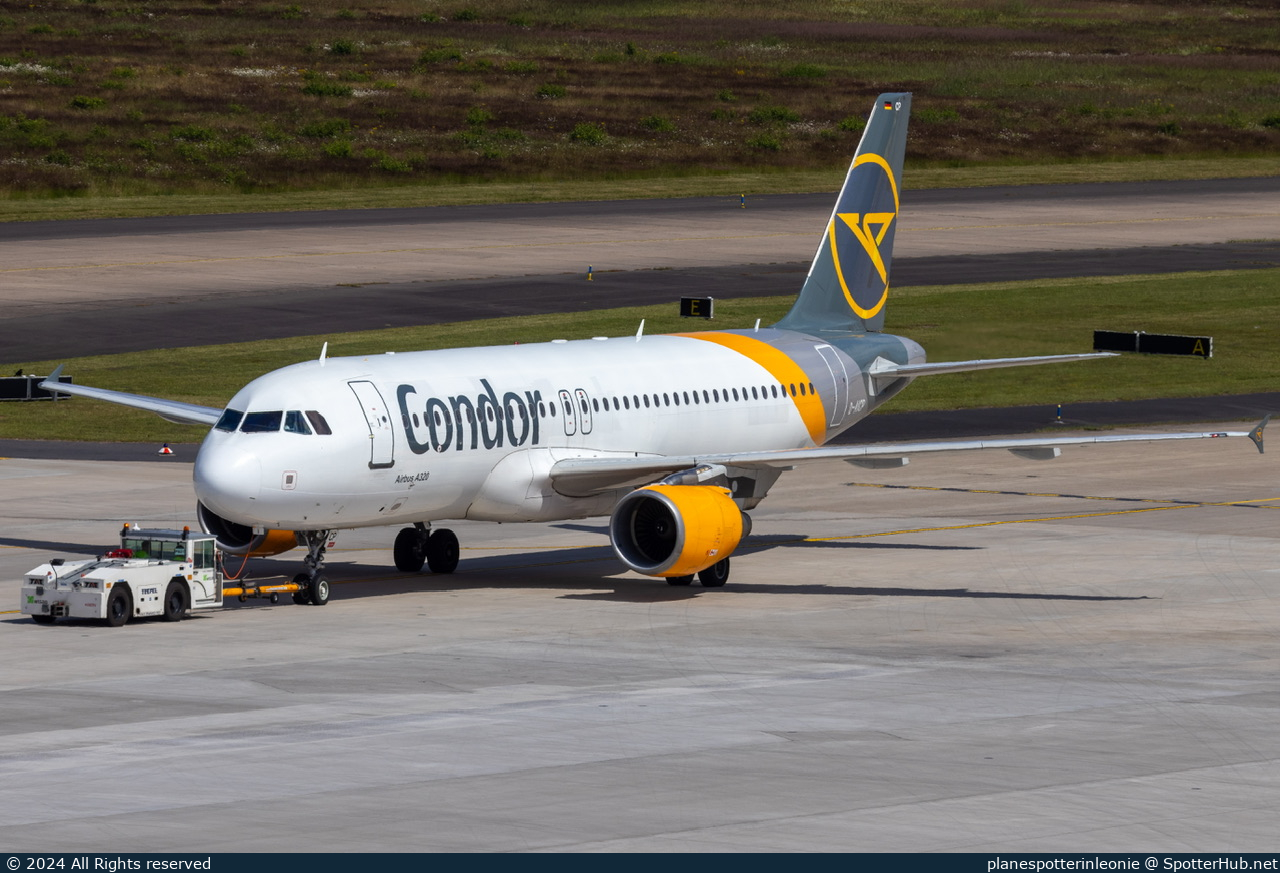Photo of D-AICP - Airbus A320-214 operated by Condor