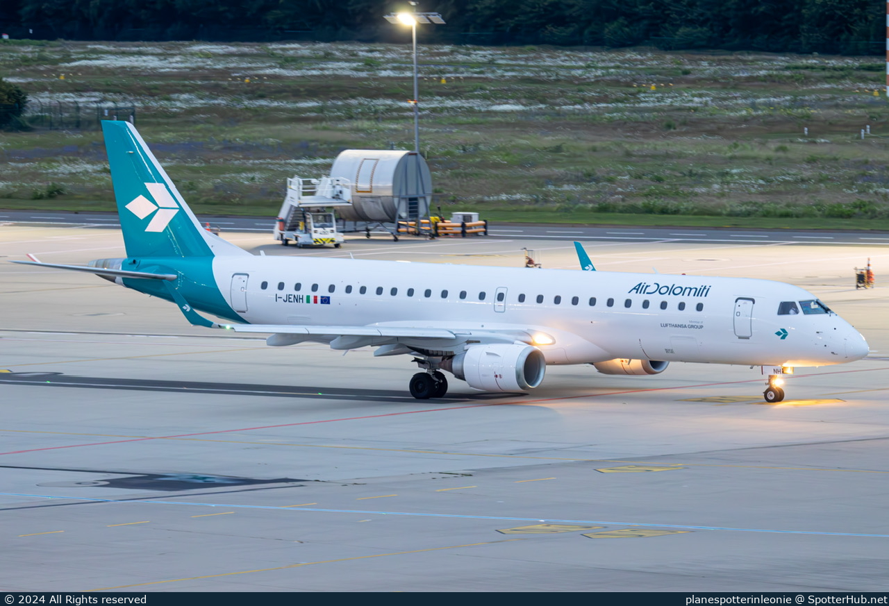 Photo of I-JENH - Embraer ERJ-190LR operated by Air Dolomiti