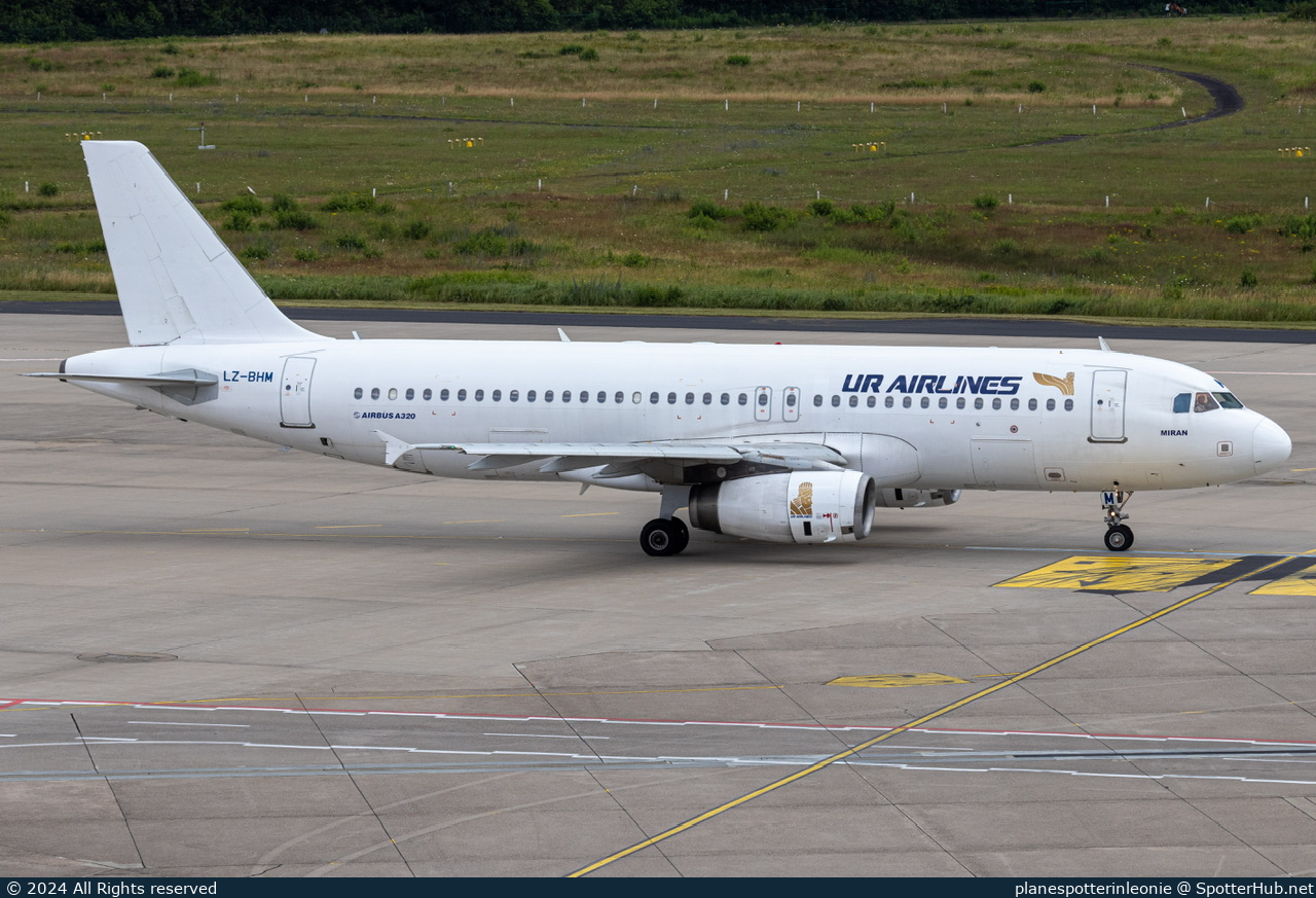 Photo of LZ-BHM - Airbus A320-232 operated by UR Airlines (opb BH Air)