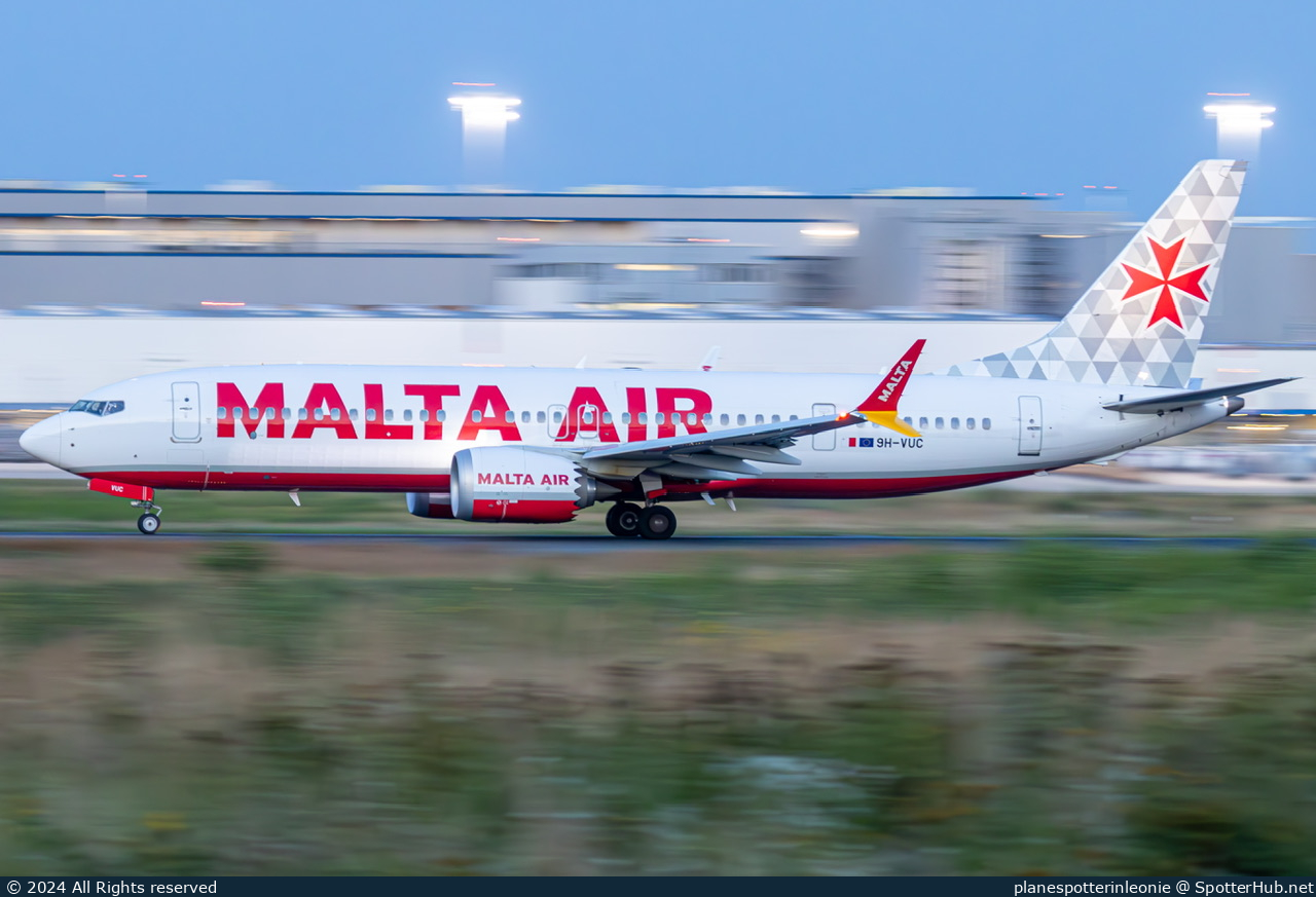 Photo of 9H-VUC - Boeing 737 MAX 8-200 operated by Malta Air