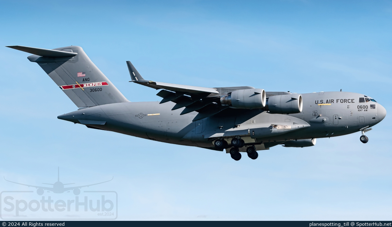 Photo of 93-0600 - McDonnell Douglas C-17A Globemaster III operated by US Air Force