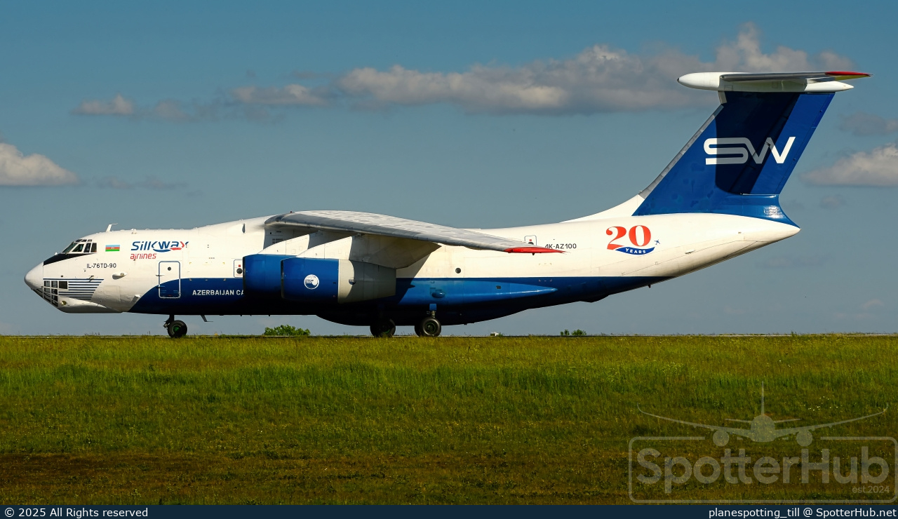 Photo of 4K-AZ100 - Ilyushin Il-76TD-90VD operated by Silk Way Airlines