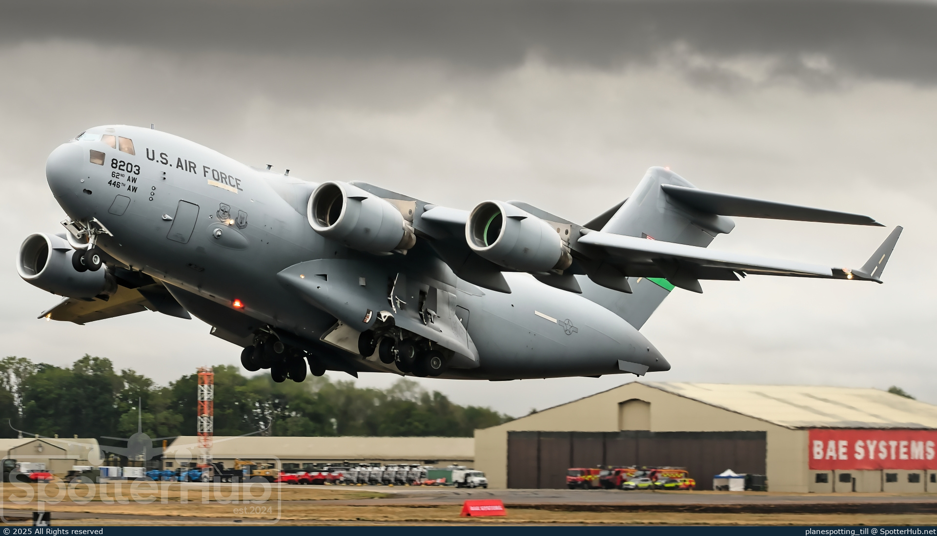 Photo of 08-8203 - Boeing C-17A Globemaster III operated by US Air Force