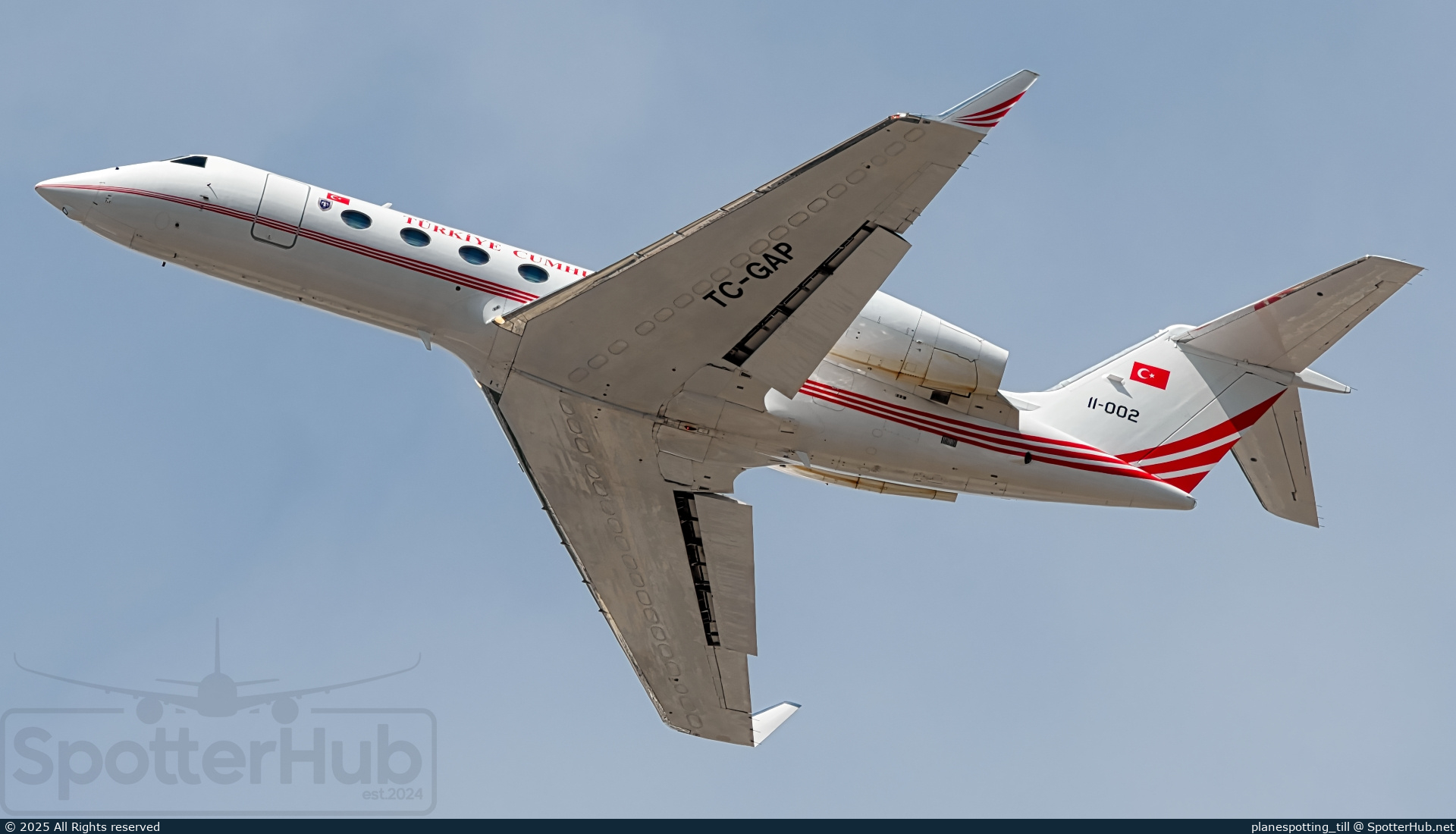 Photo of 11-002 - Gulfstream GIV-X (G450) operated by Turkish Air Force