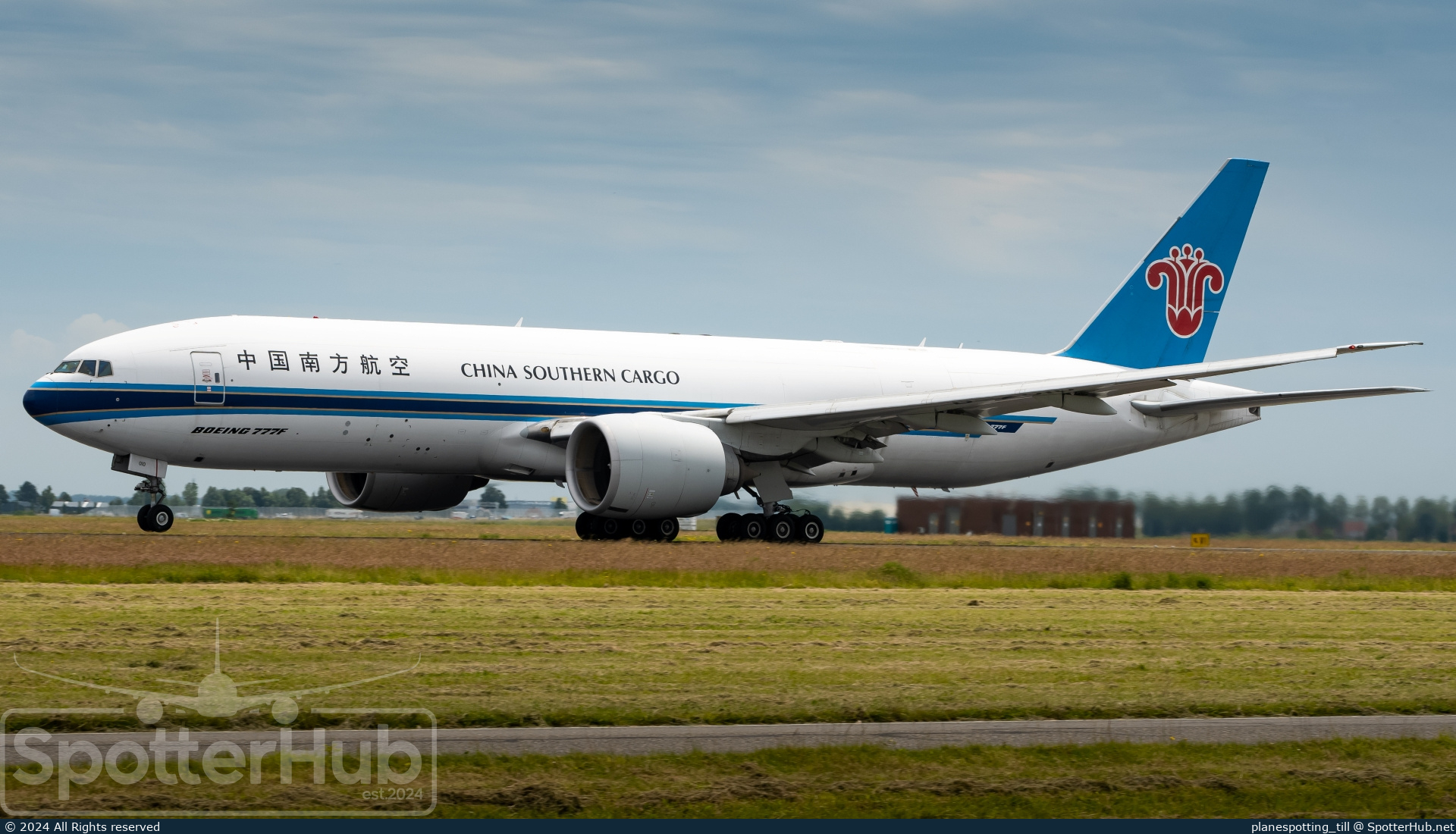 Photo of B-2010 - Boeing 777-F1B operated by China Southern Cargo