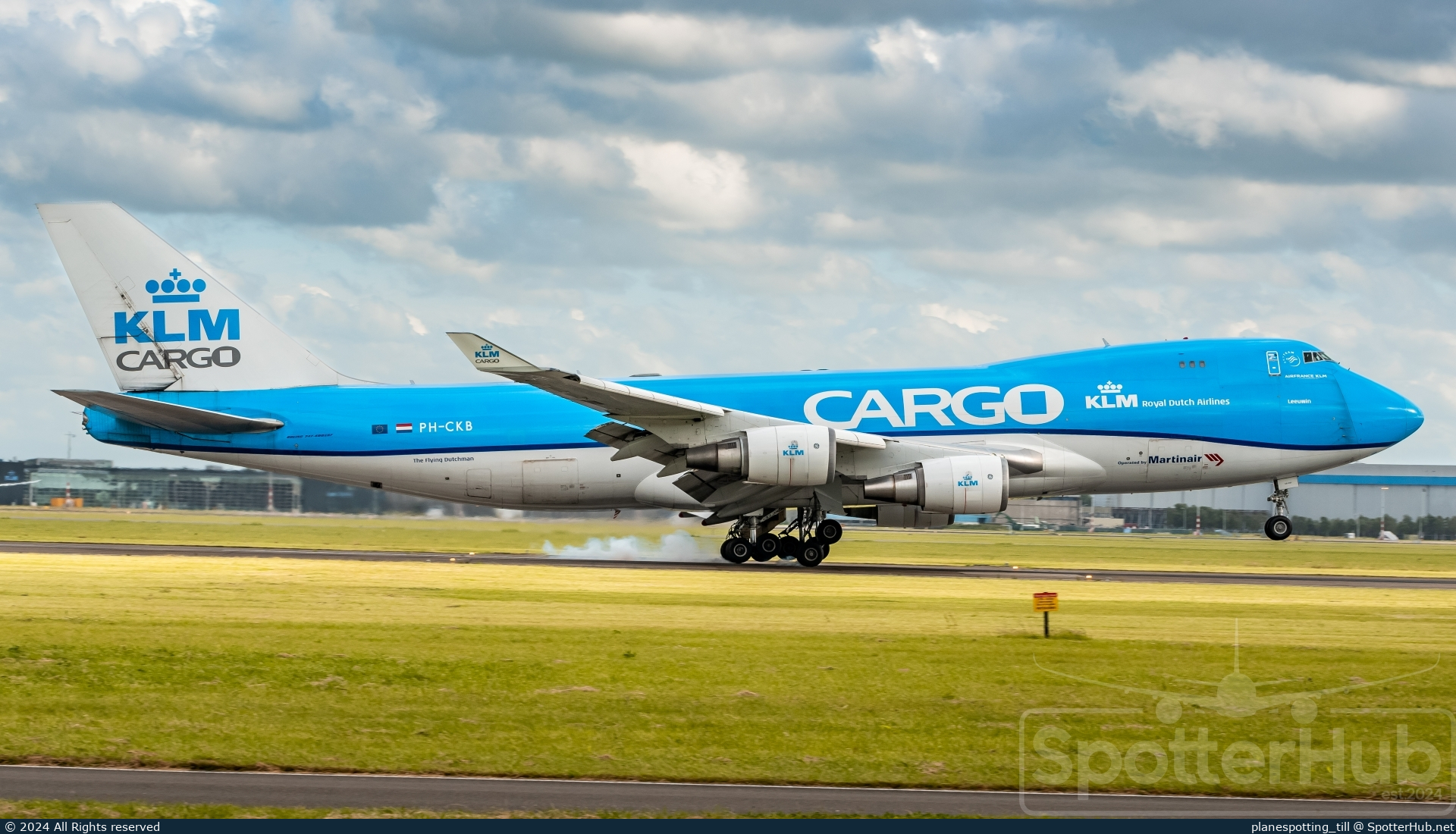 Photo of PH-CKB - Boeing 747-406F(ER) operated by KLM Cargo (opb Martinair)