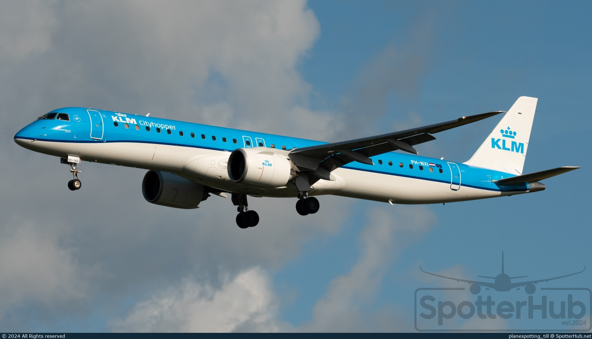Photo of PH-NXI - Embraer ERJ-195-E2 operated by KLM Cityhopper