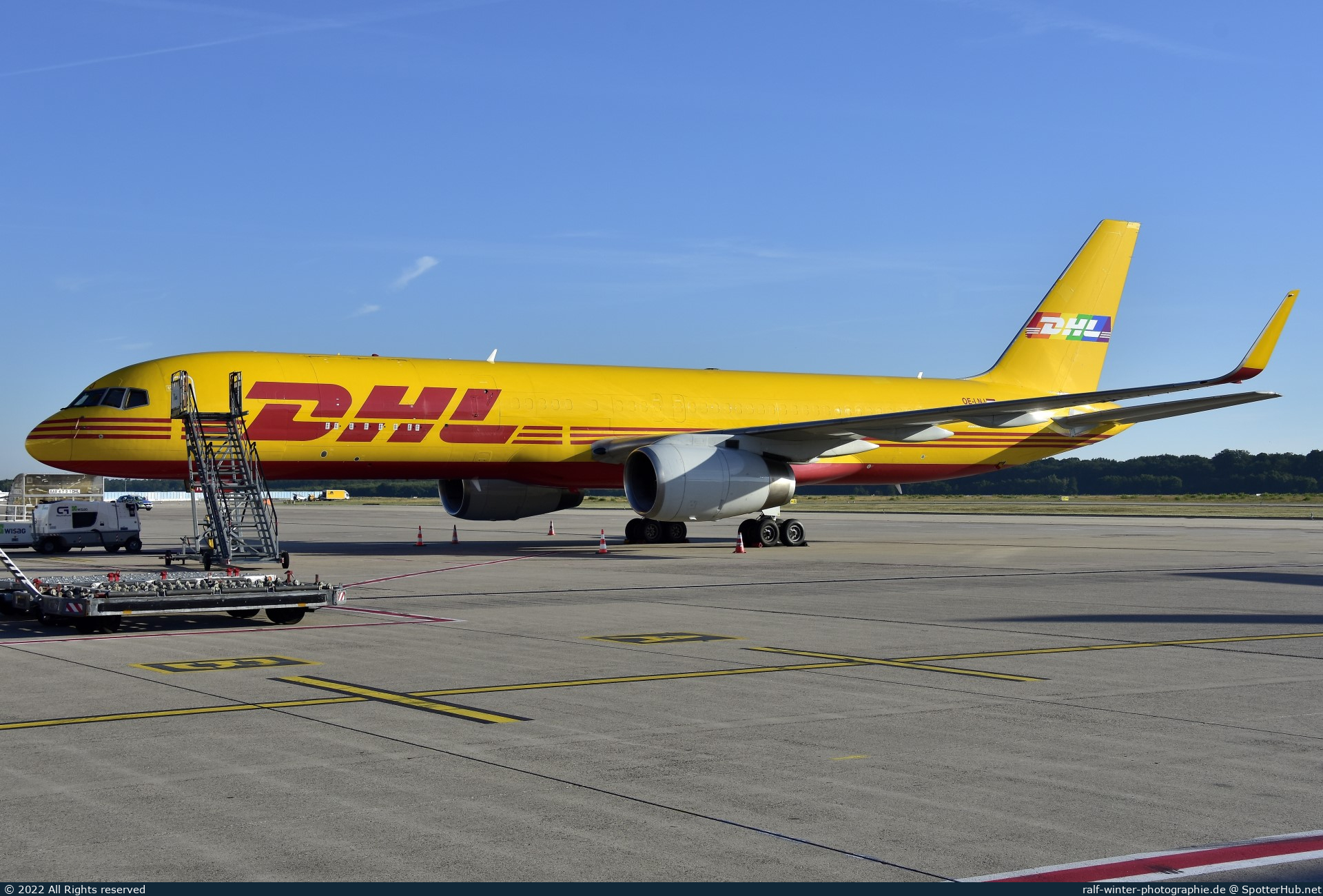Photo of OE-LNJ - Boeing 757-256(PCF) operated by DHL Air Austria