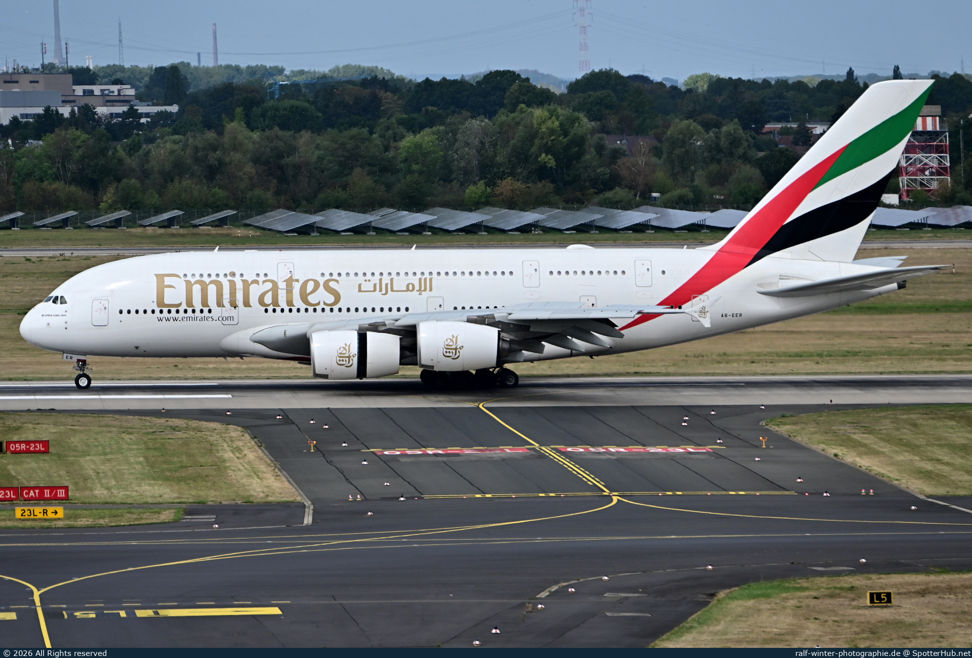 Photo of A6-EER - Airbus A380-861 operated by Emirates