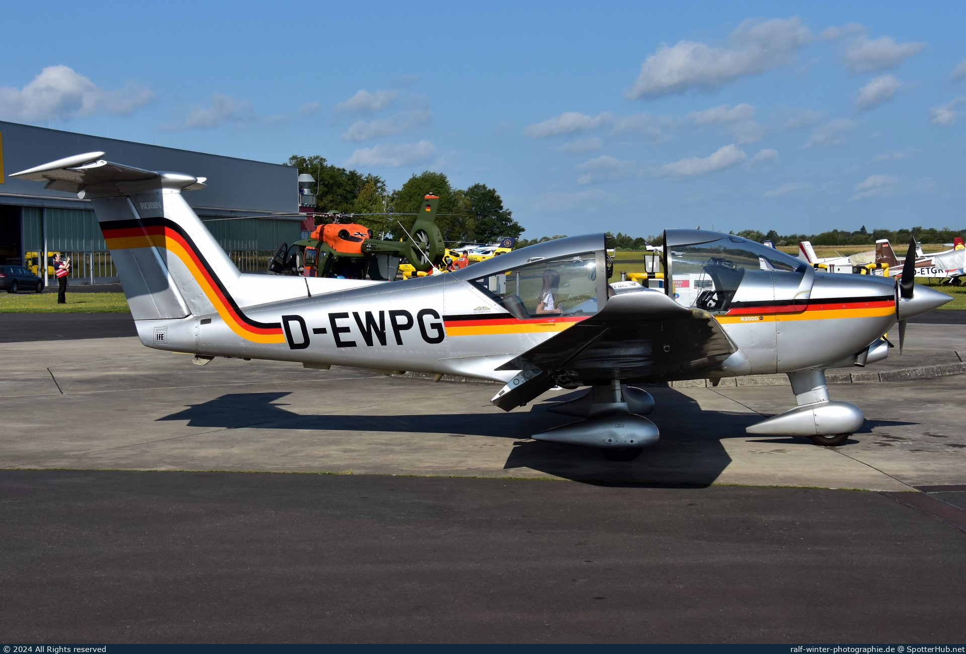 Photo of D-EWPG - Robin R3000/160 operated by Bundeswehr-Sportflieger-Gemeinschaft Hangelar