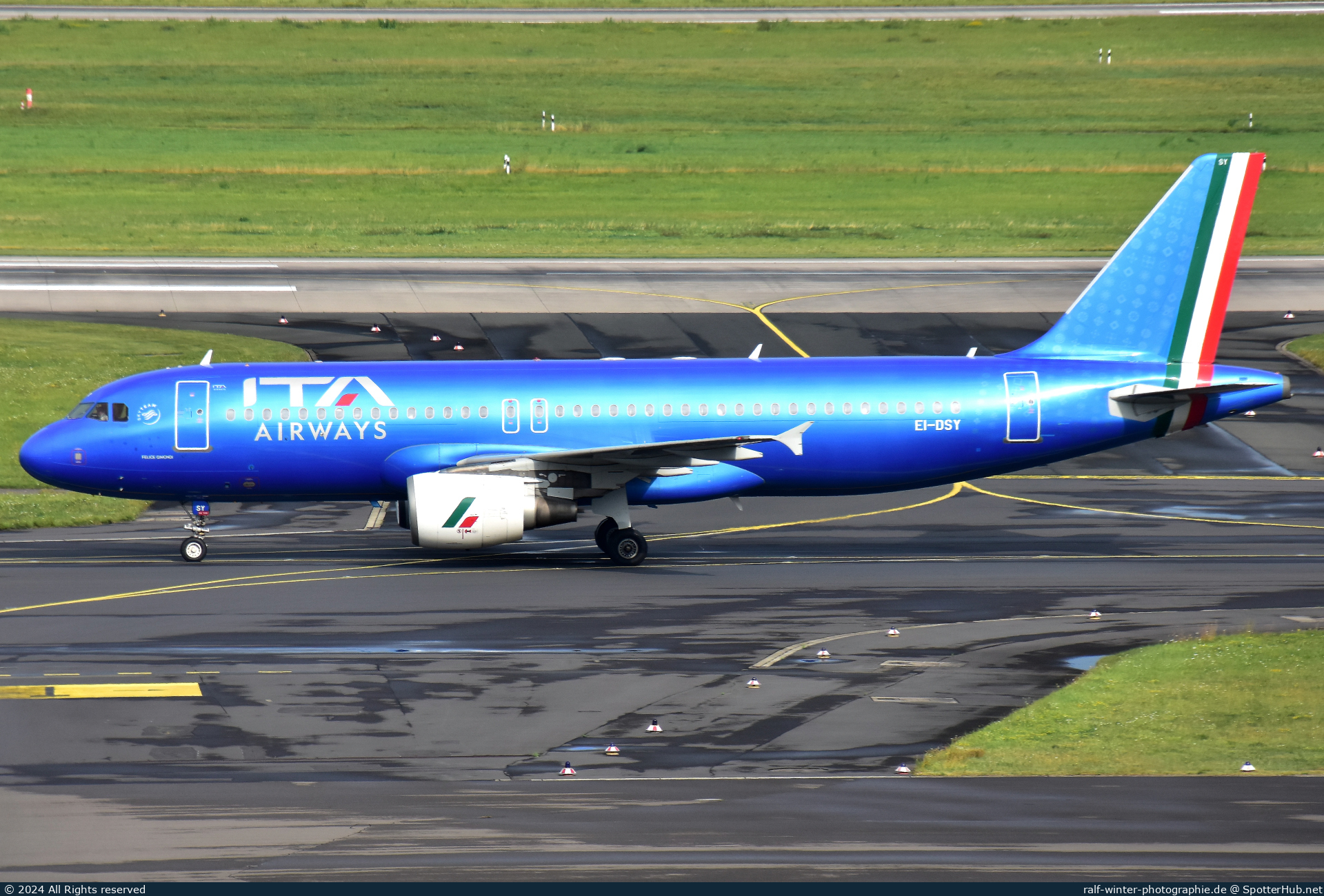 Photo of EI-DSY - Airbus A320-216 operated by ITA Airways