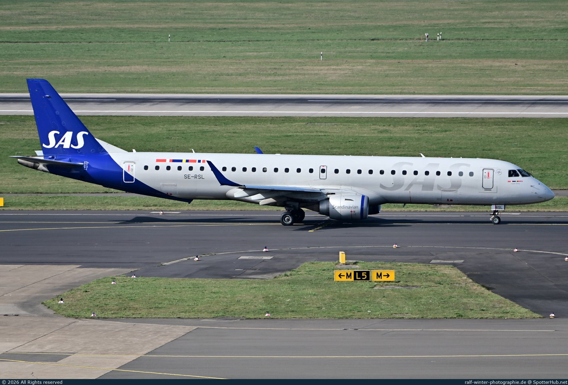 Photo of SE-RSL - Embraer ERJ-195LR operated by SAS Link