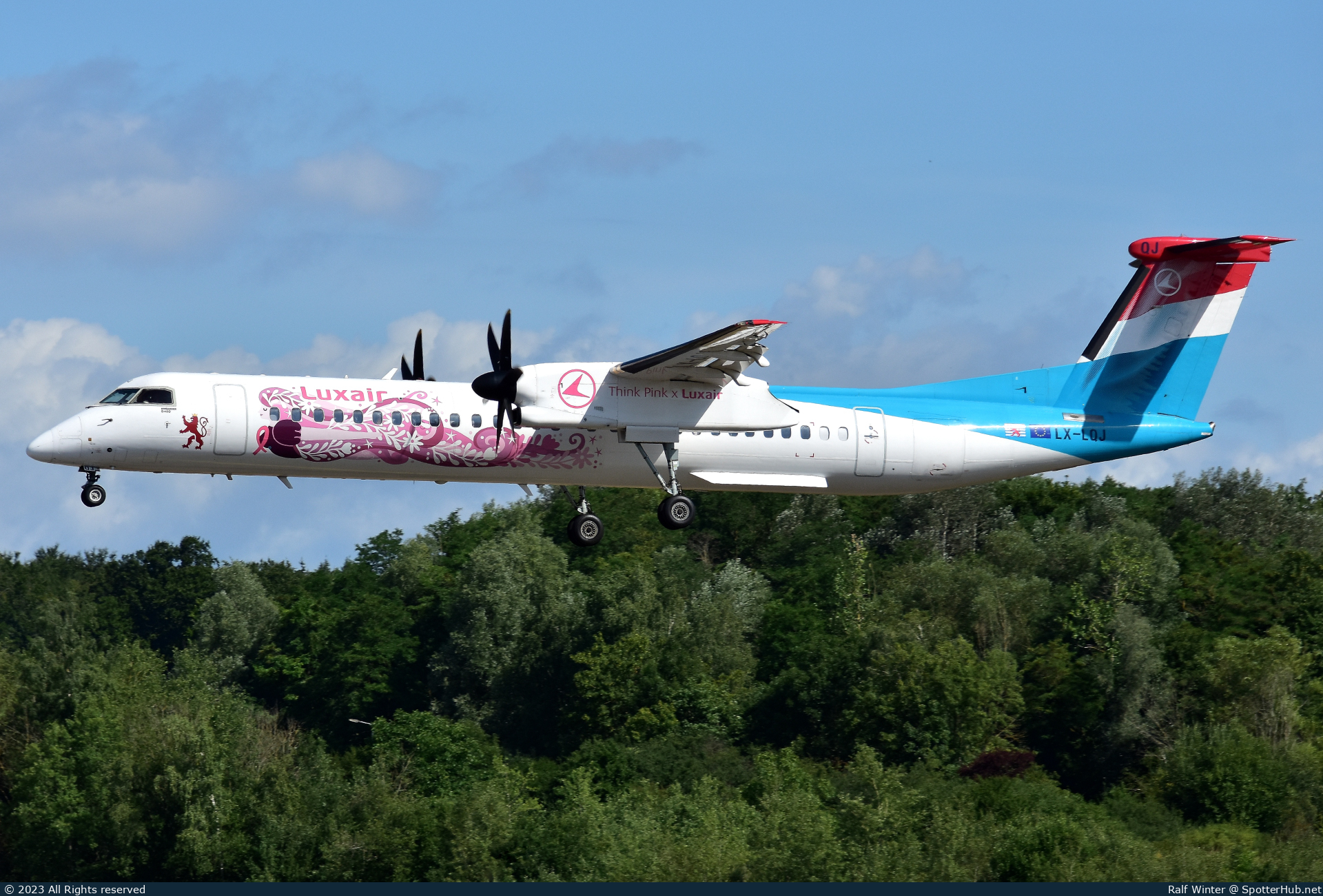 Photo of LX-LQJ - Bombardier DHC-8-402 Dash 8 Q400 operated by Luxair