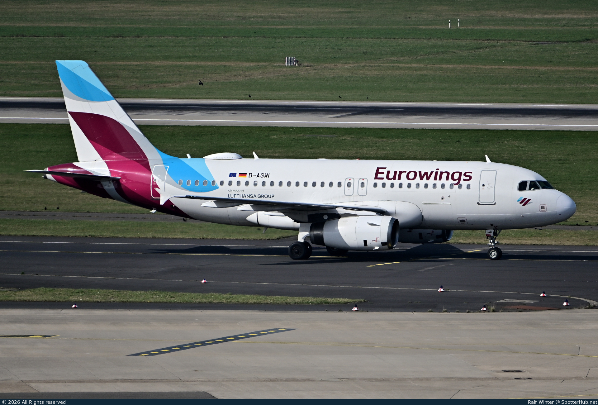 Photo of D-AGWI - Airbus A319-132 operated by Eurowings