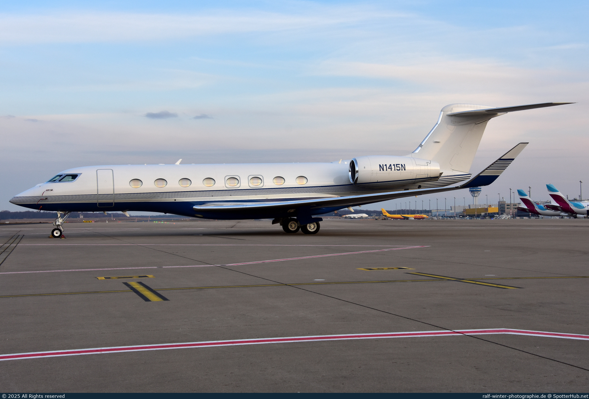 Photo of N1415N - Gulfstream G650ER operated by Solairus Aviation