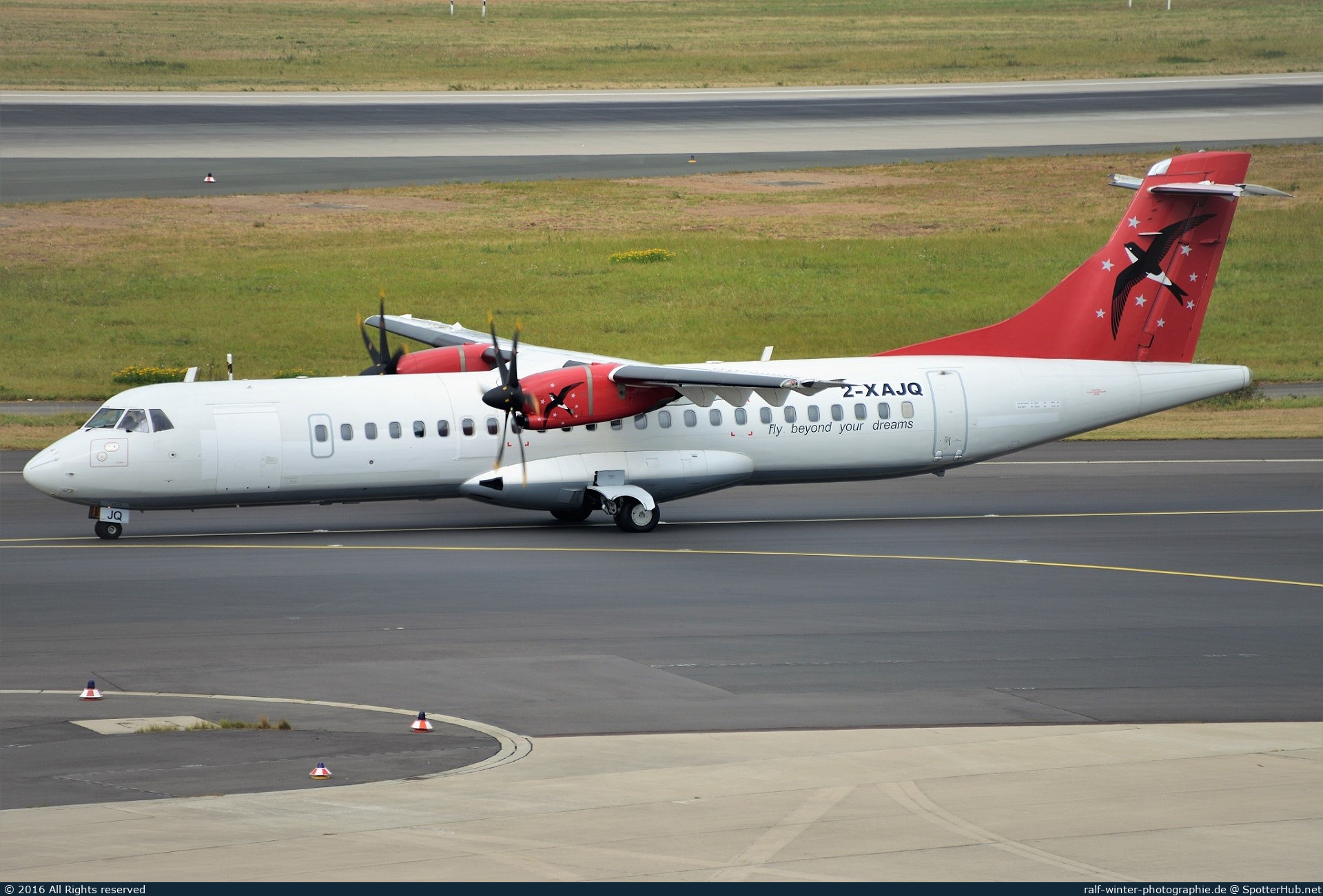 Photo of 2-XAJQ - ATR 72-500 operated by Avion Jet Leasing