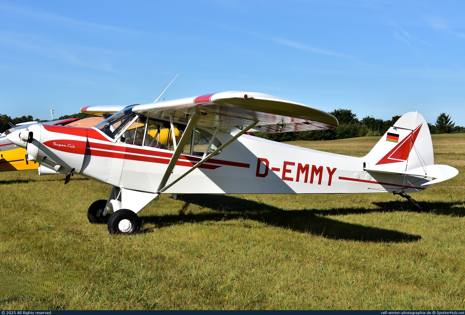 Photo of D-EMMY - Piper PA-18-150 Super Cub operated by Private