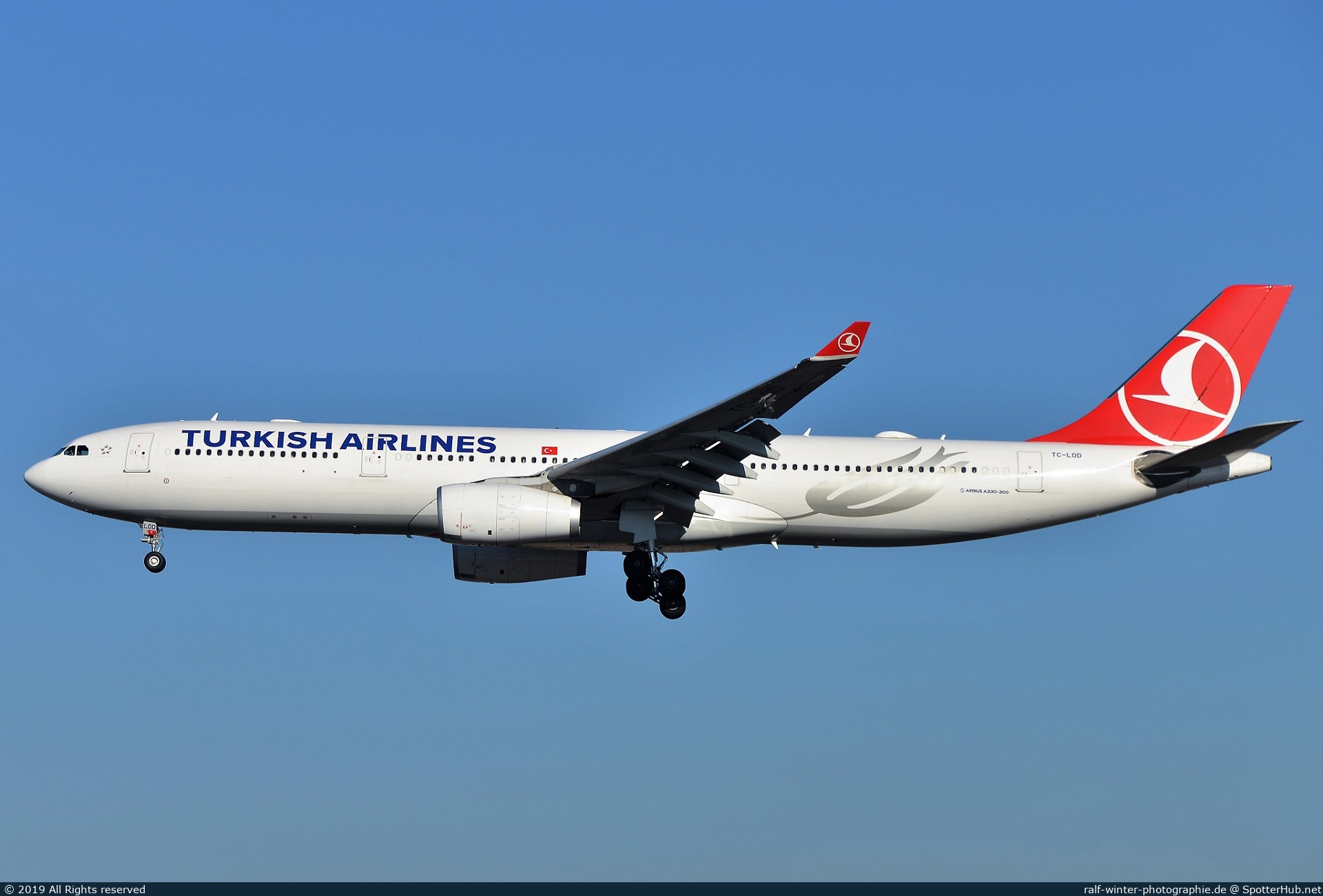 Photo of TC-LOD - Airbus A330-343 operated by Turkish Airlines