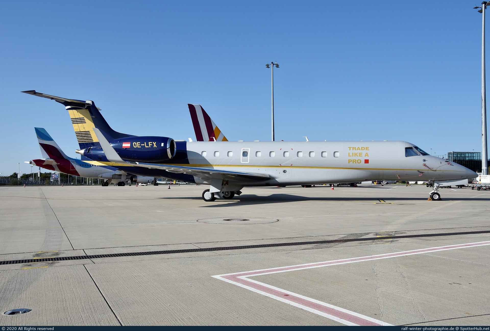 Photo of OE-LFX - Embraer Legacy 650 operated by Global Jet Austria