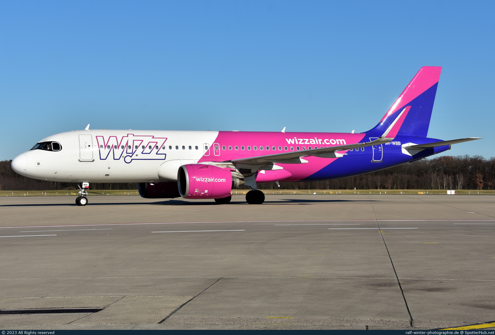 Photo of 9H-WBB - Airbus A320-271N operated by Wizz Air Malta