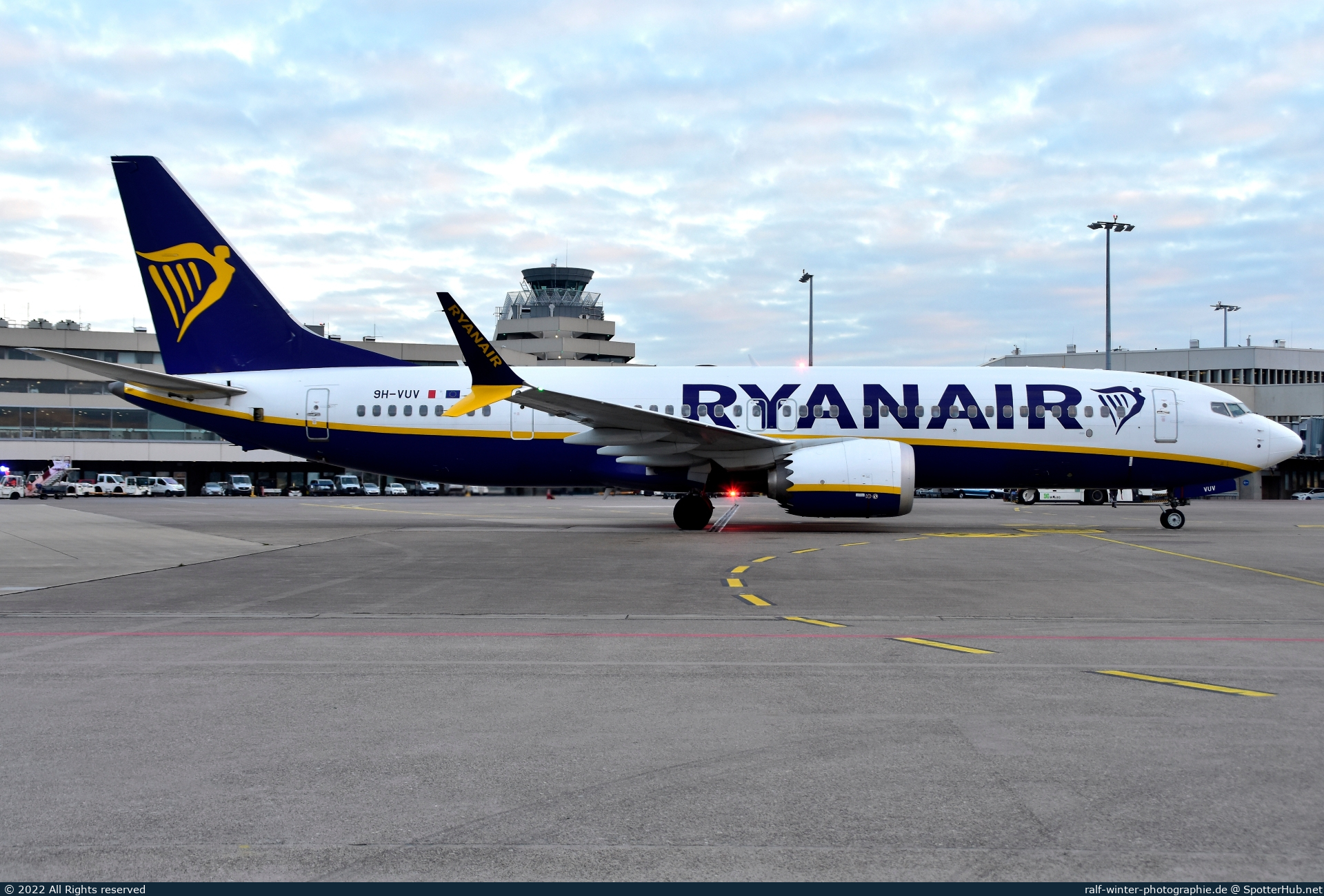 Photo of 9H-VUV - Boeing 737 MAX 8-200 operated by Ryanair (opb Malta Air)