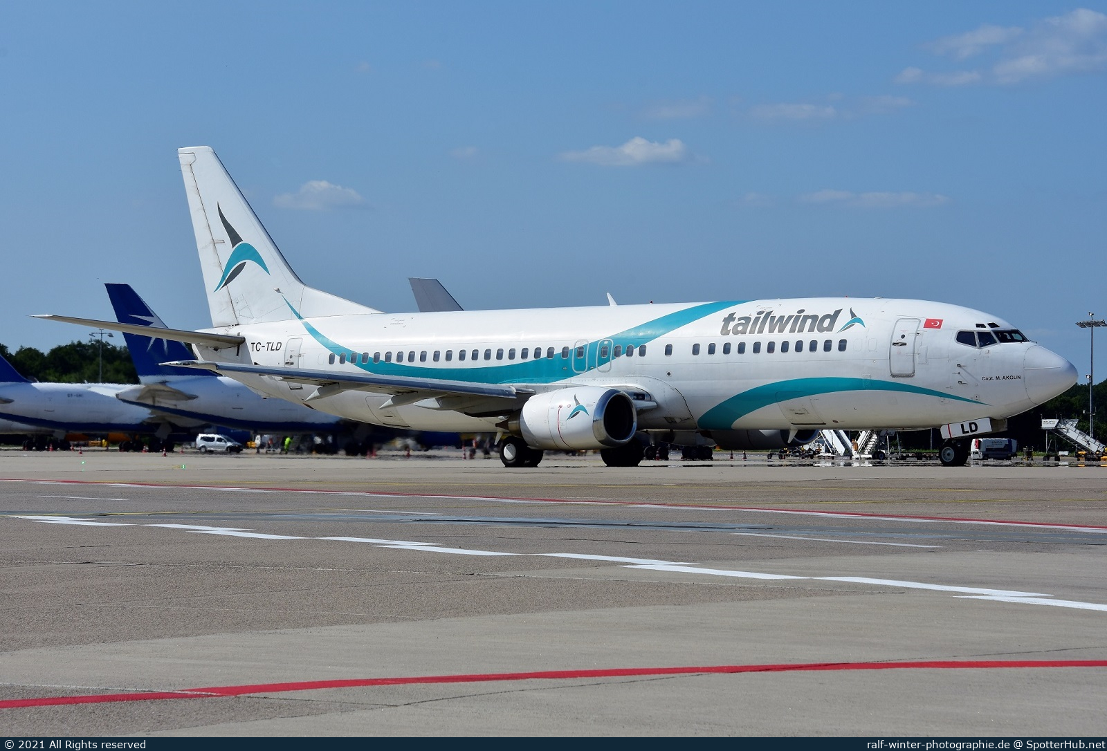Photo of TC-TLD - Boeing 737-4Q8 operated by Tailwind Airlines
