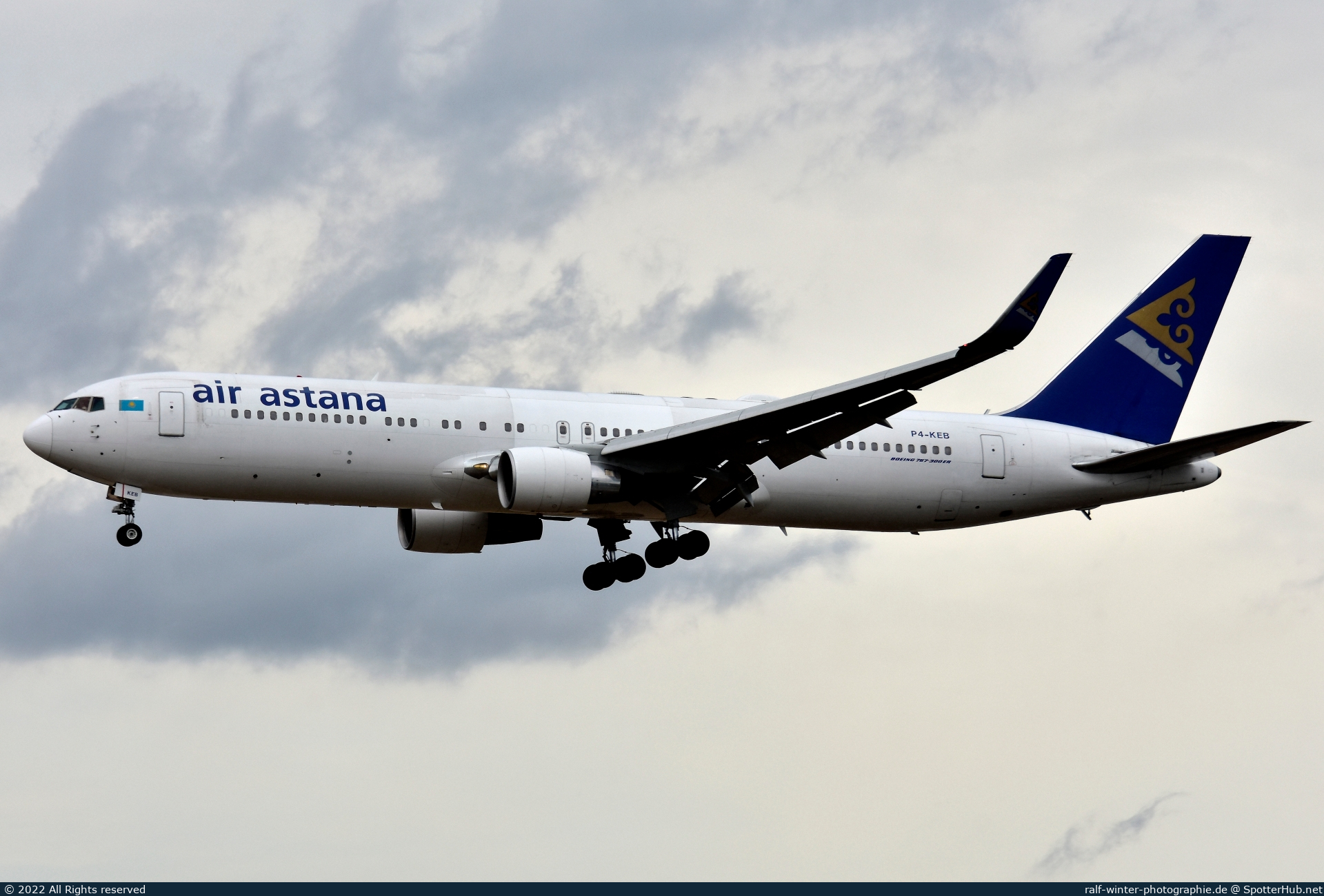 Photo of P4-KEB - Boeing 767-3KY(ER) operated by Air Astana