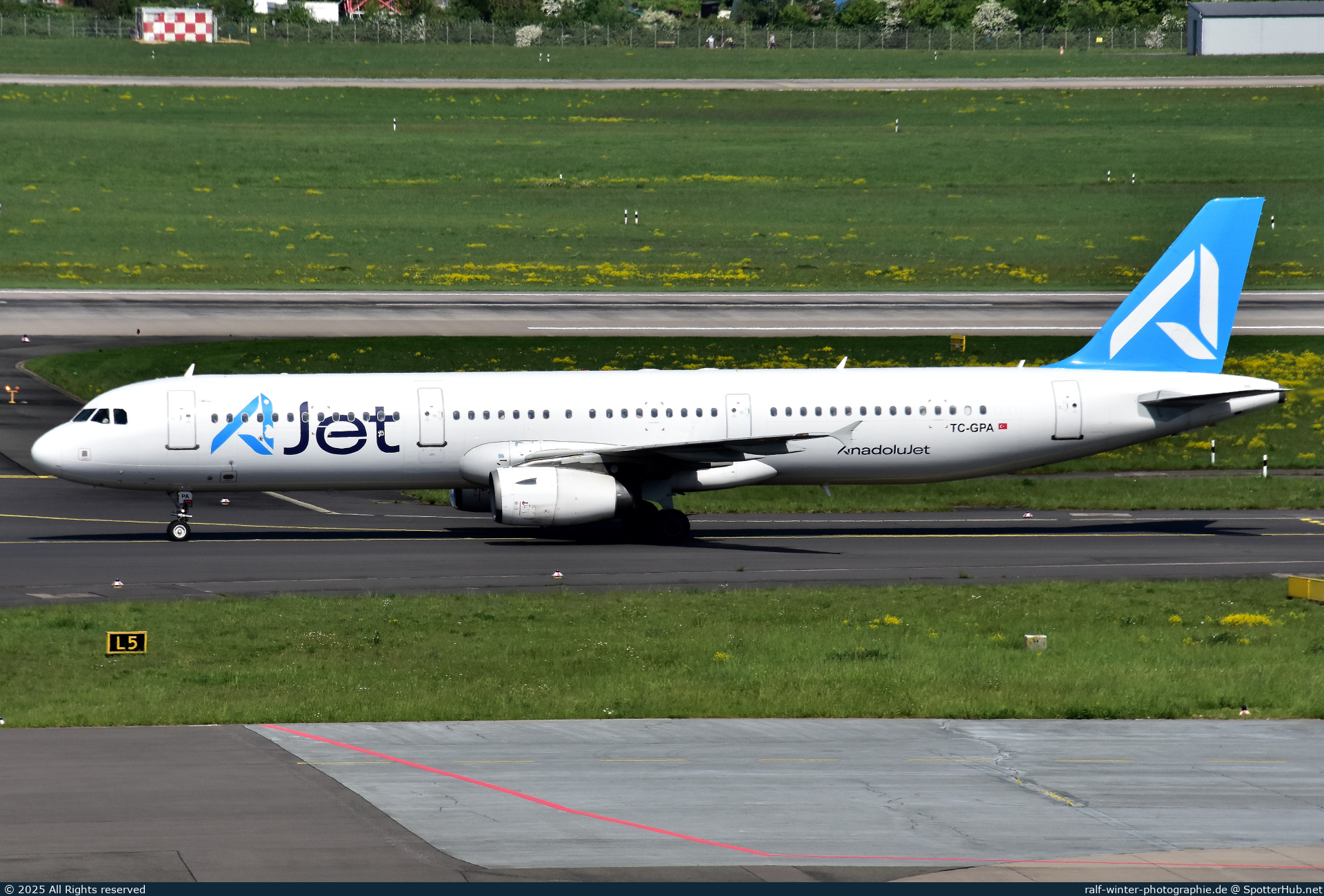 Photo of TC-GPA - Airbus A321-231 operated by AJet (opb BBN Airlines)