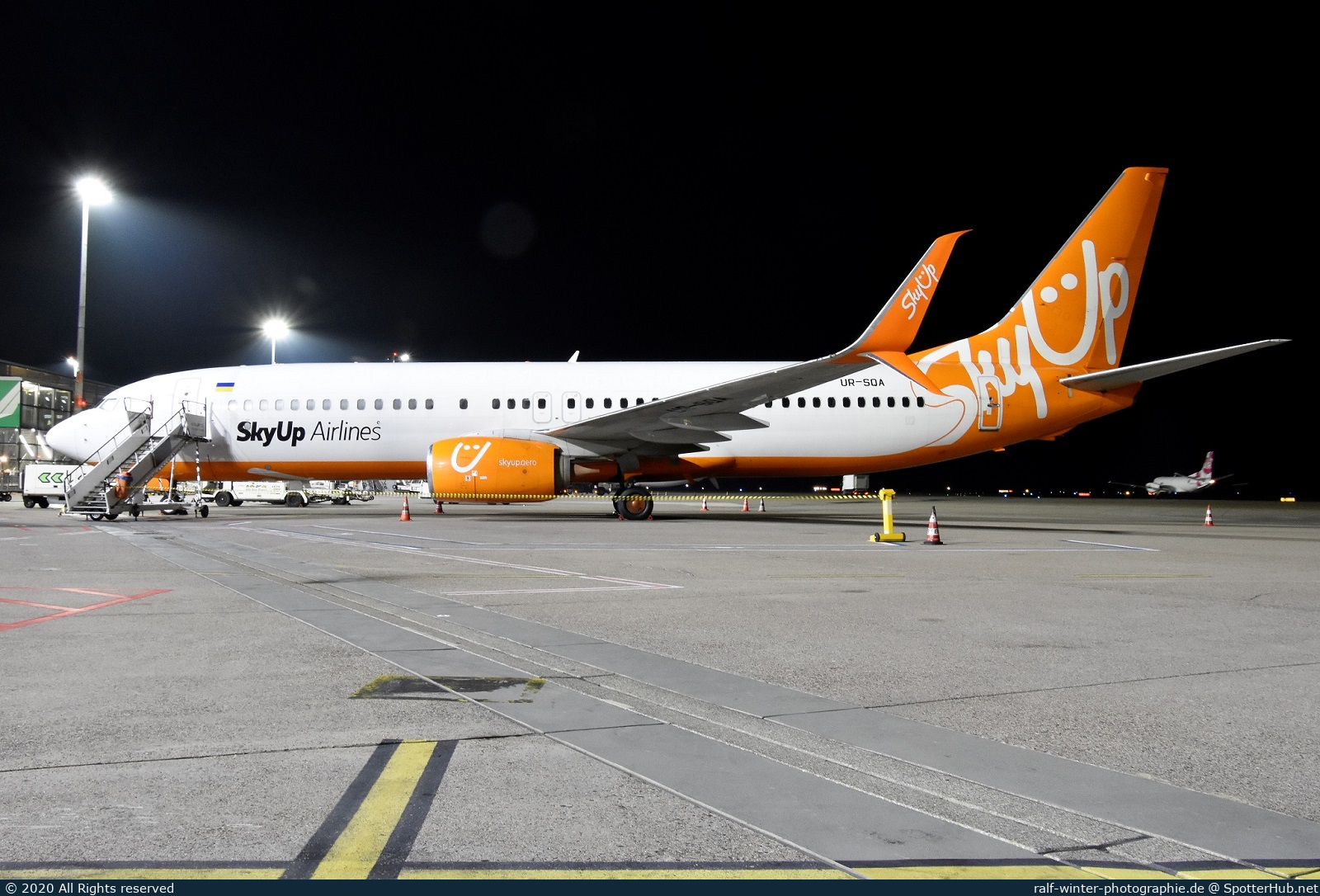 Photo of UR-SQA - Boeing 737-8H6 operated by SkyUp Airlines