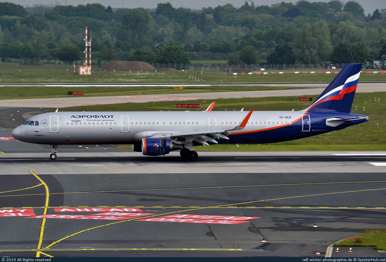 Photo of VP-BEW - Airbus A321-211 operated by Aeroflot