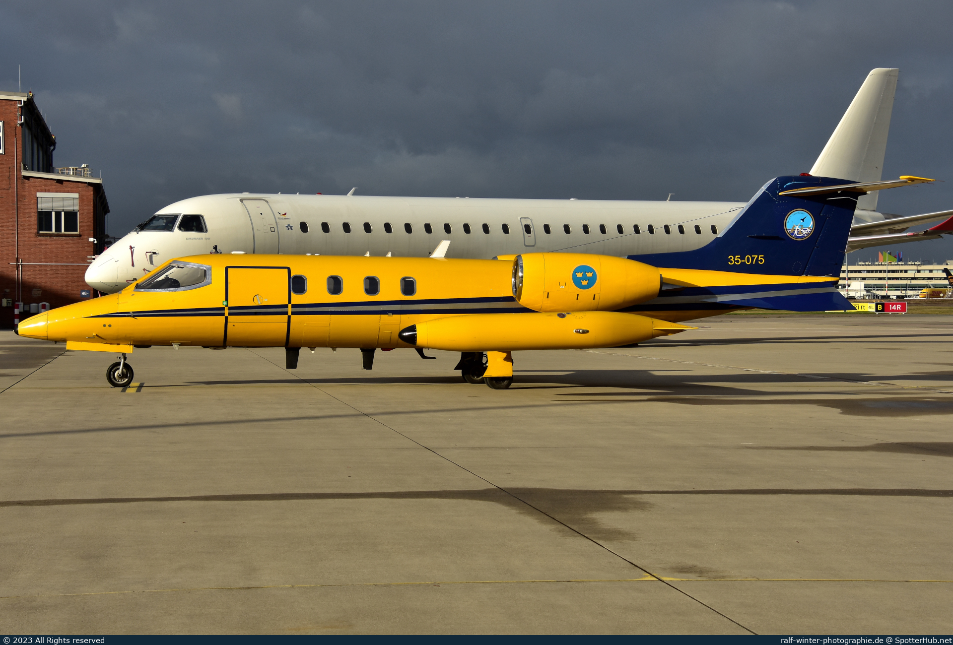 Photo of 35-075 - Bombardier Learjet 35A operated by Swedish Air Force