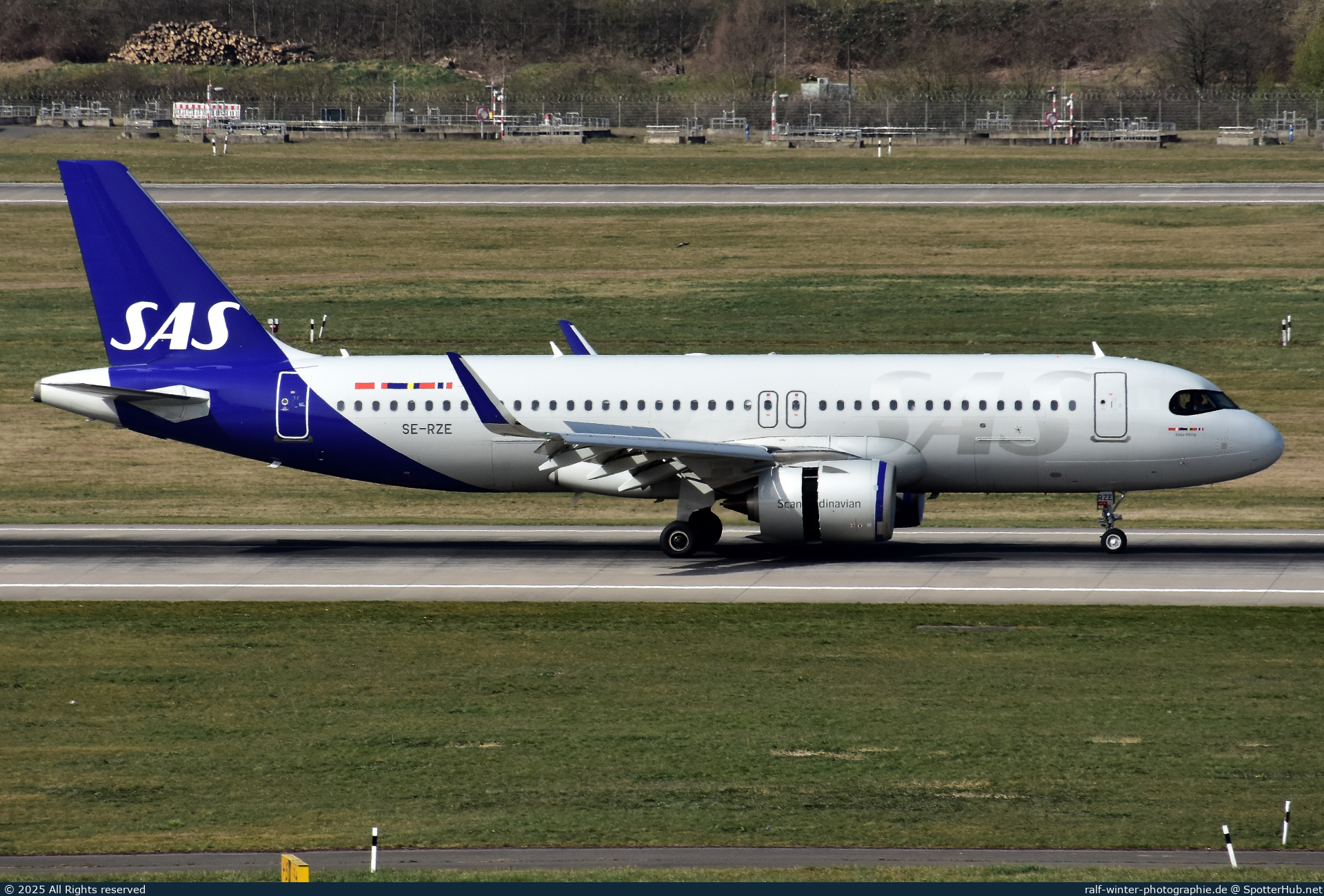 Photo of SE-RZE - Airbus A320-251N operated by SAS Scandinavian Airlines