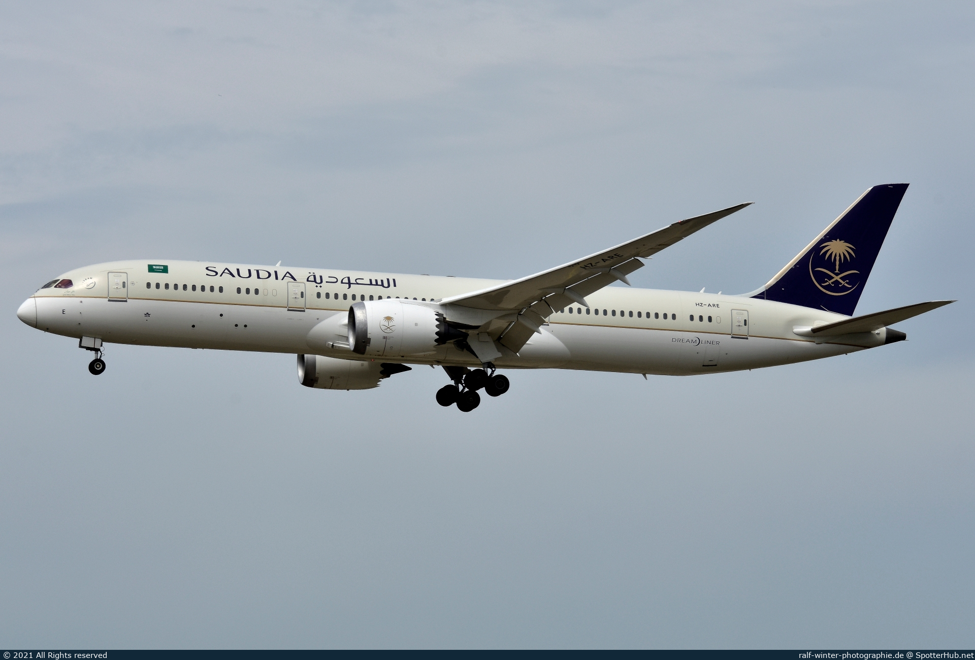 Photo of HZ-ARE - Boeing 787-9 Dreamliner operated by Saudia