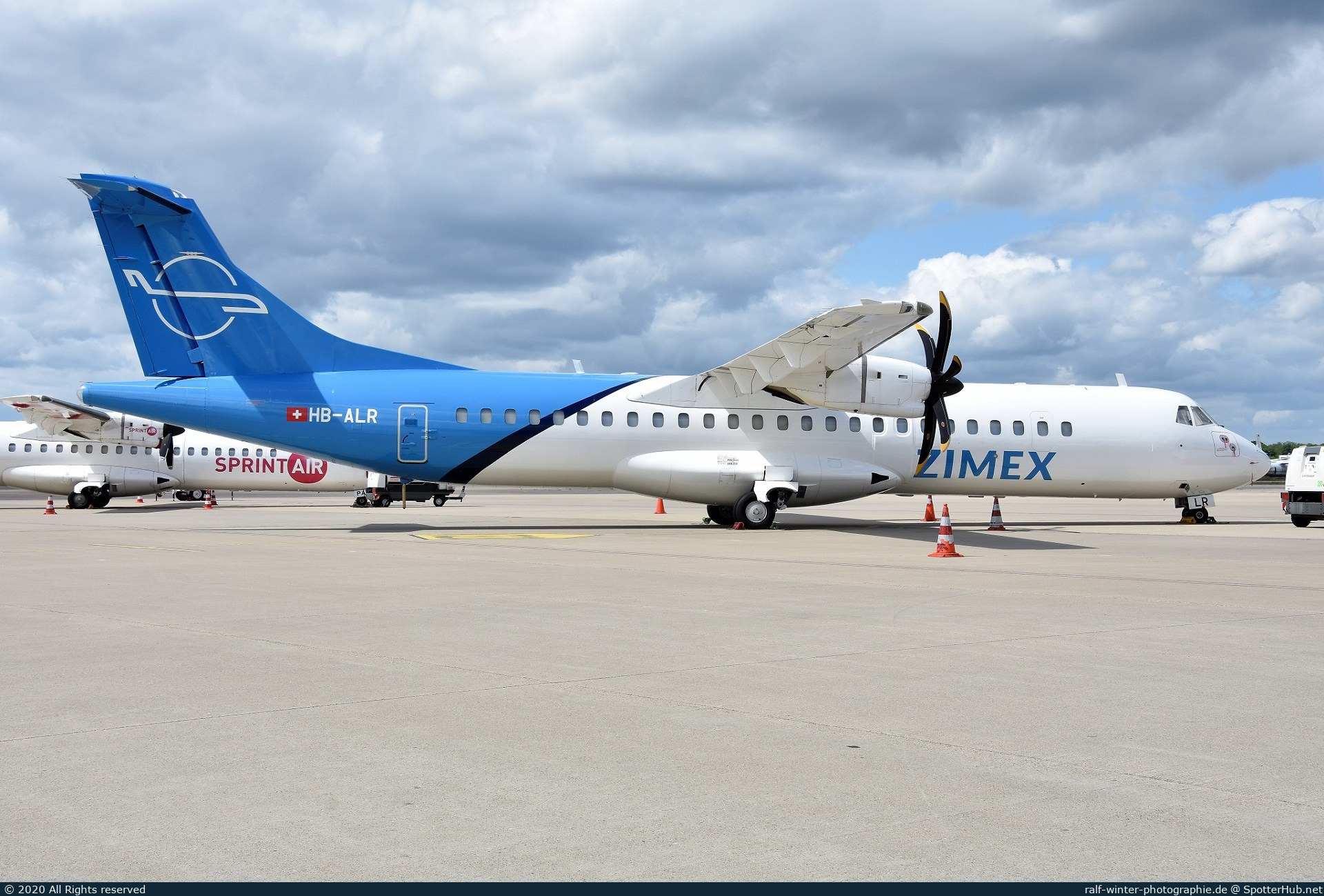 Photo of HB-ALR - ATR 72-500(F) operated by Zimex Aviation