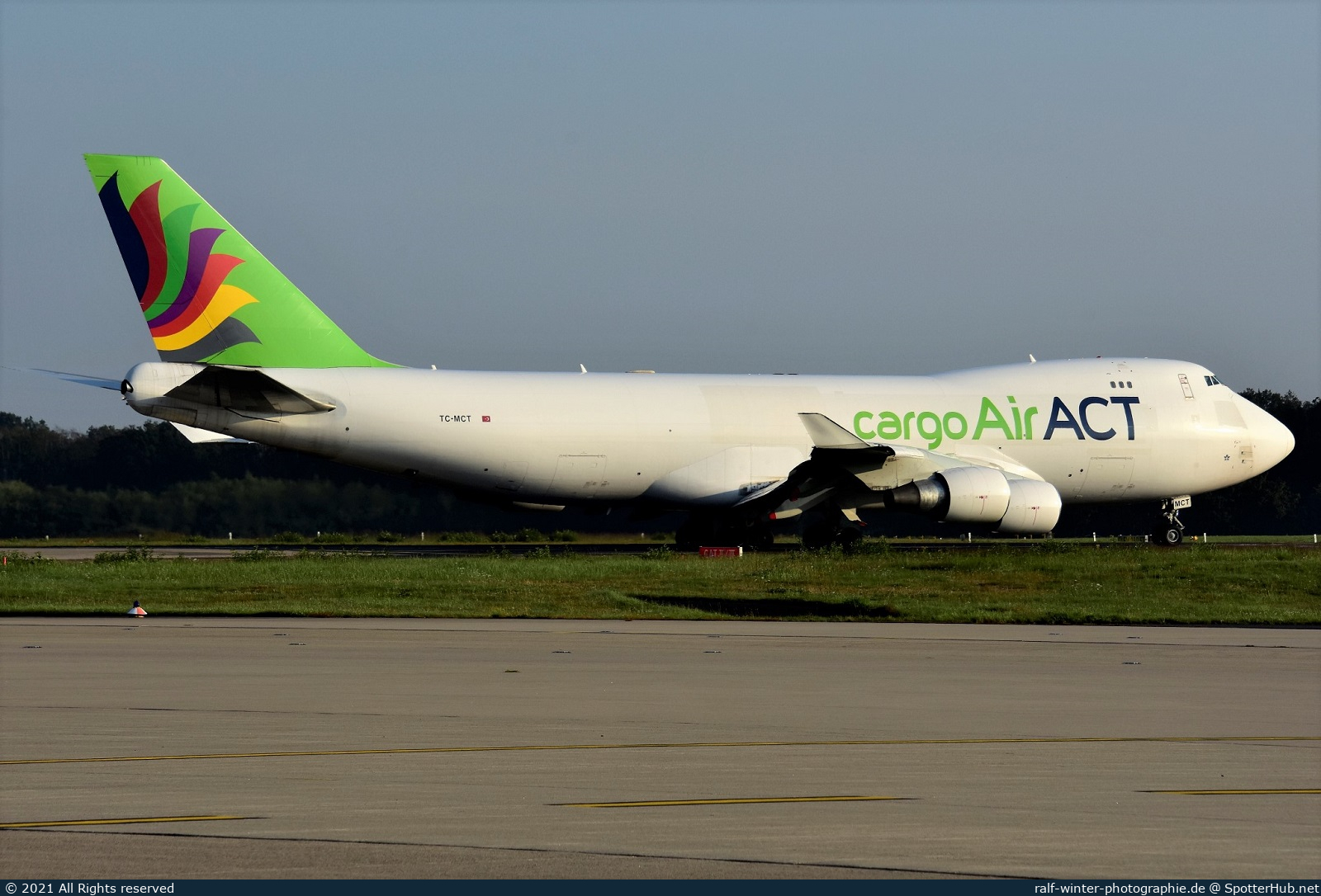 Photo of TC-MCT - Boeing 747-412F operated by Air ACT
