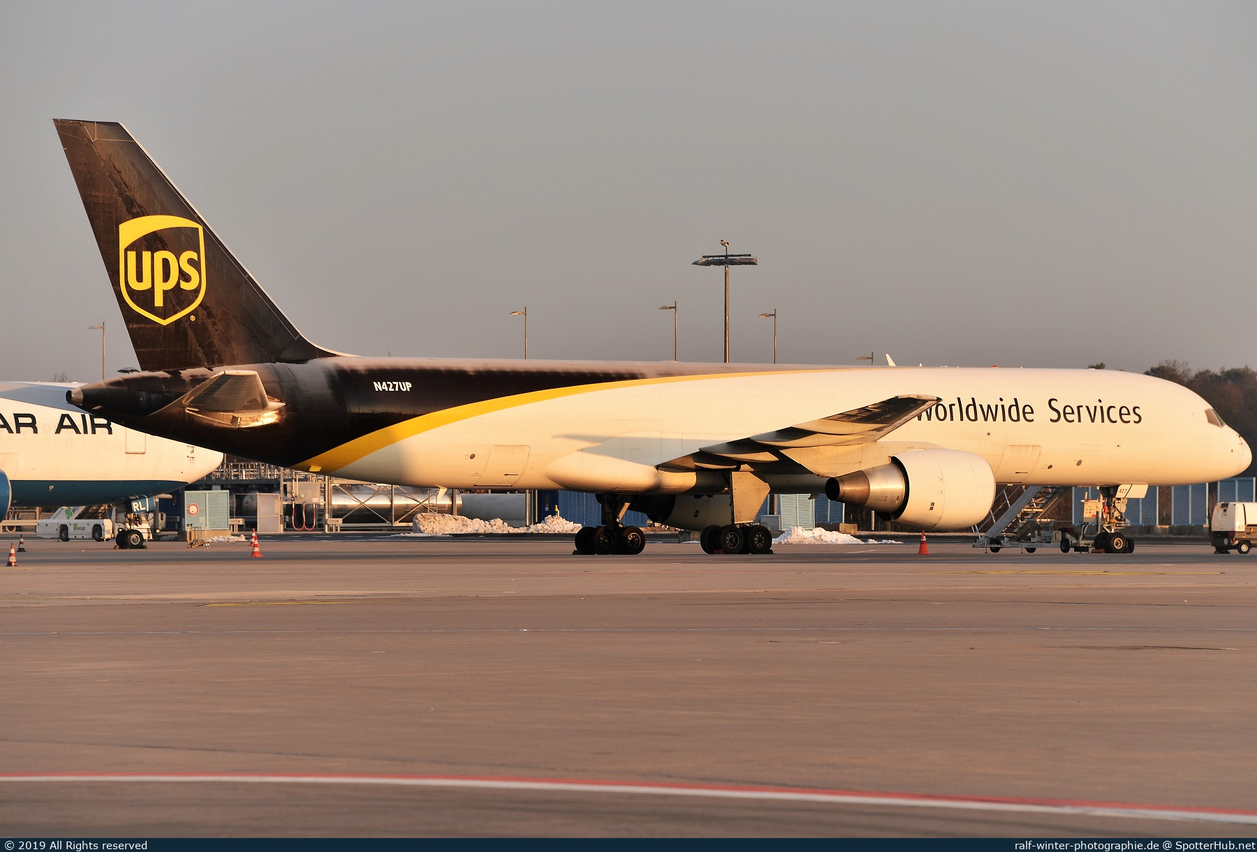 Photo of N427UP - Boeing 757-24APF operated by UPS United Parcel Service