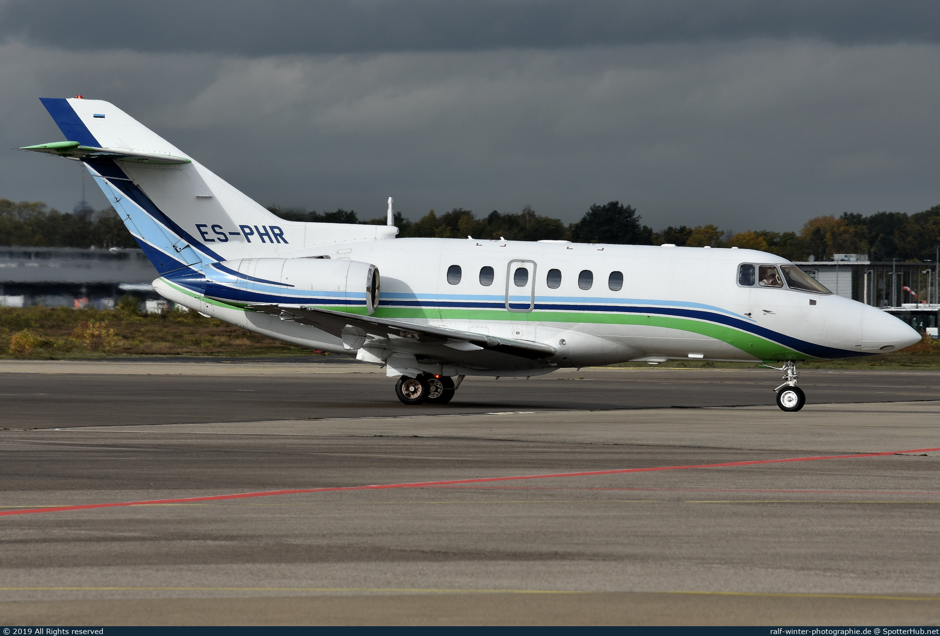 Photo of ES-PHR - Hawker Beechcraft 750 operated by Panaviatic