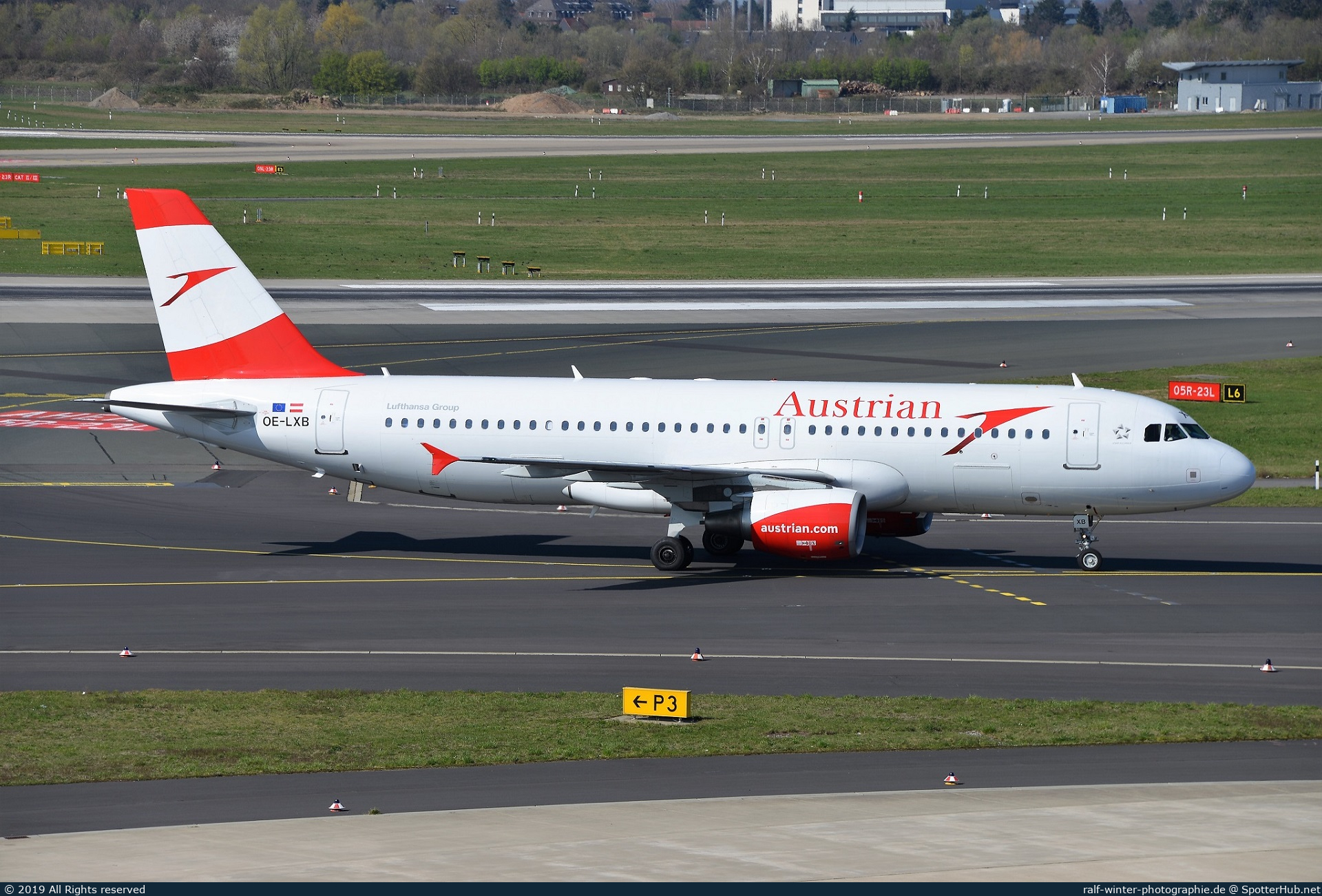 Photo of OE-LXB - Airbus A320-216 operated by Austrian Airlines