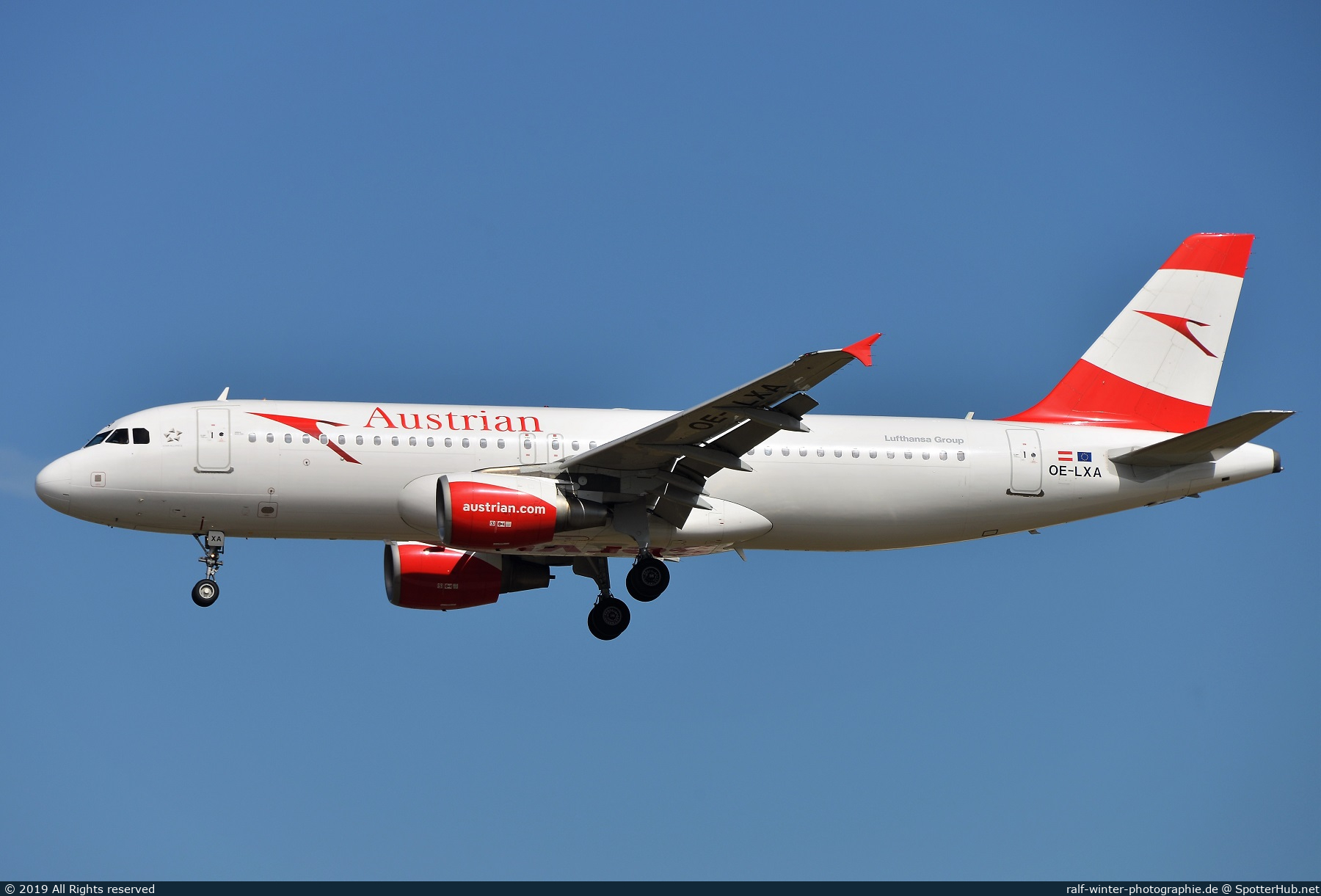 Photo of OE-LXA - Airbus A320-216 operated by Austrian Airlines