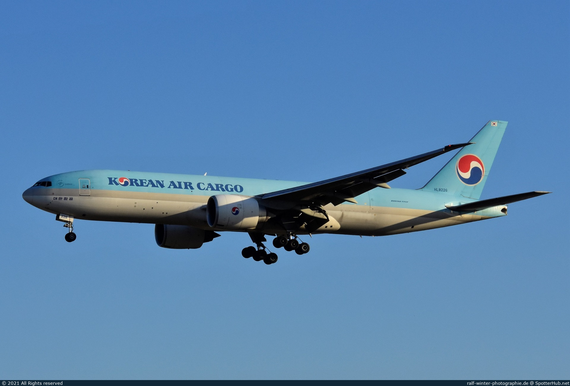 Photo of HL8226 - Boeing 777-FB5 operated by Korean Air Cargo