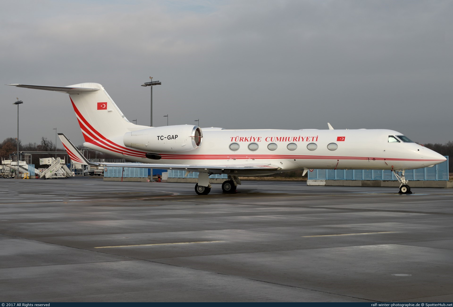 Photo of TC-GAP - Gulfstream GIV-X (G450) operated by Government of Türkiye