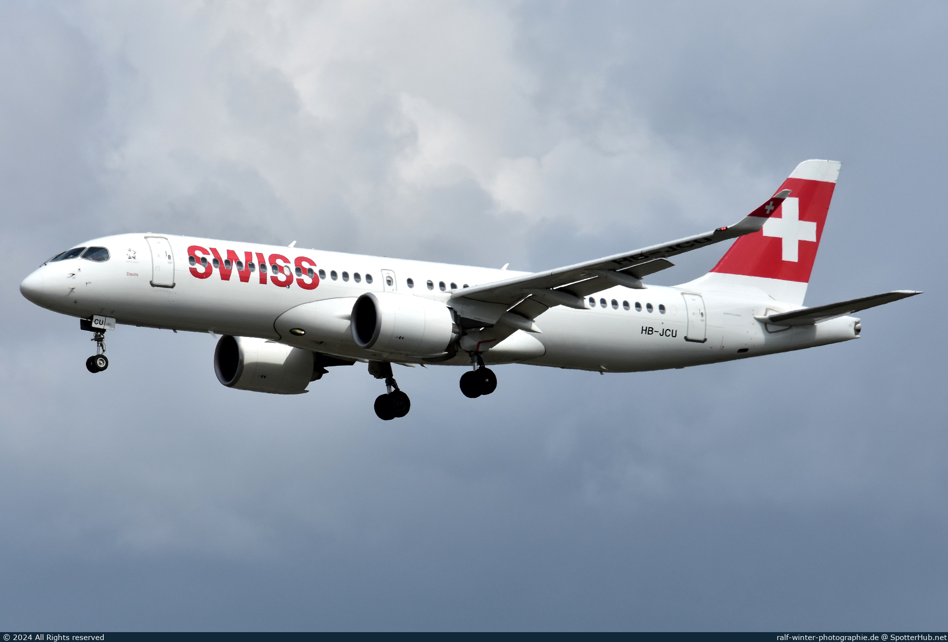 Photo of HB-JCU - Airbus A220-300 operated by Swiss International Air Lines