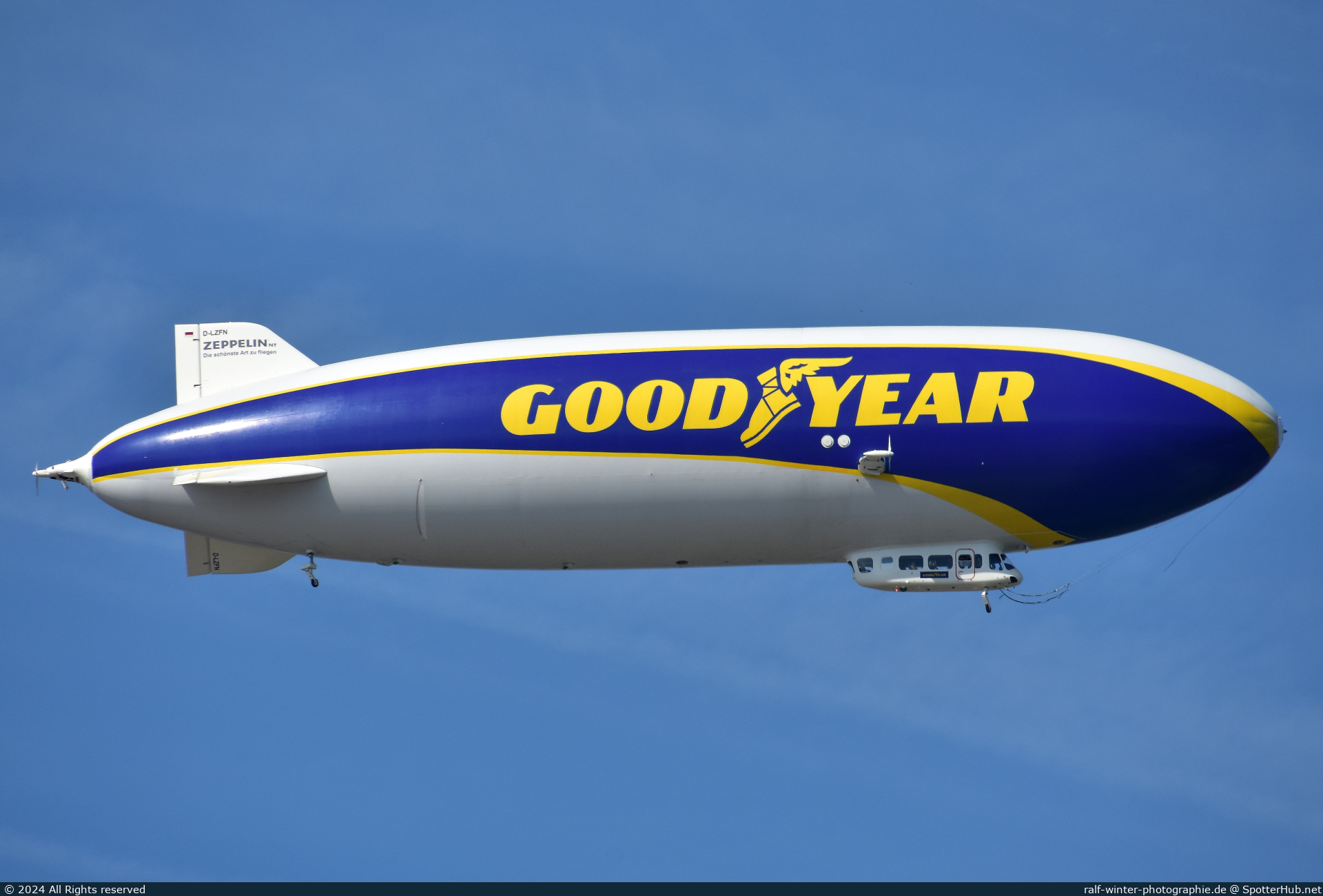 Photo of D-LZFN - Zeppelin NT operated by Deutsche Zeppelin-Reederei