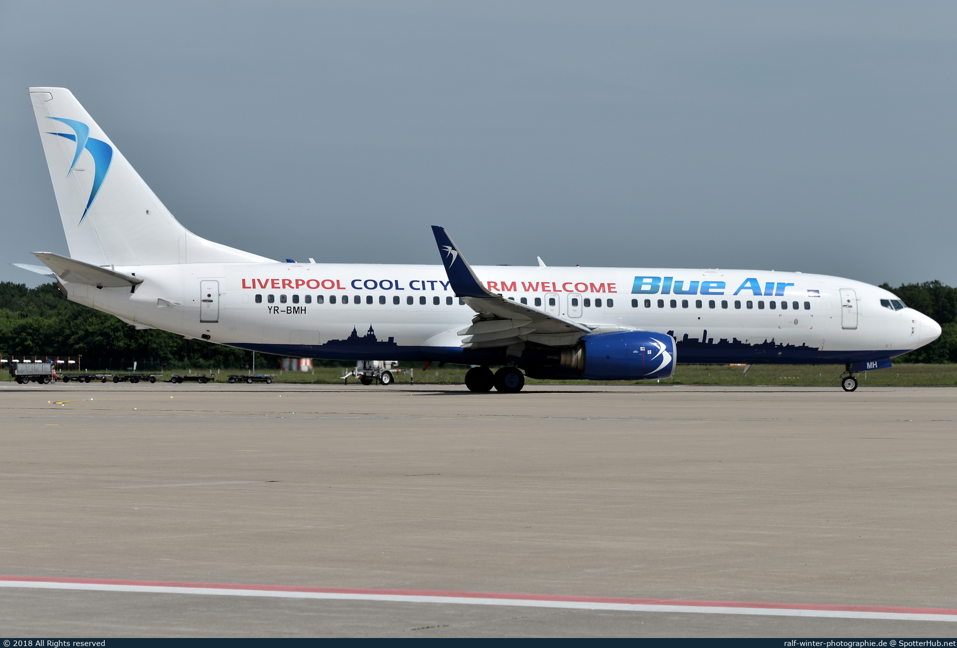 Photo of YR-BMH - Boeing 737-8K5 operated by Blue Air