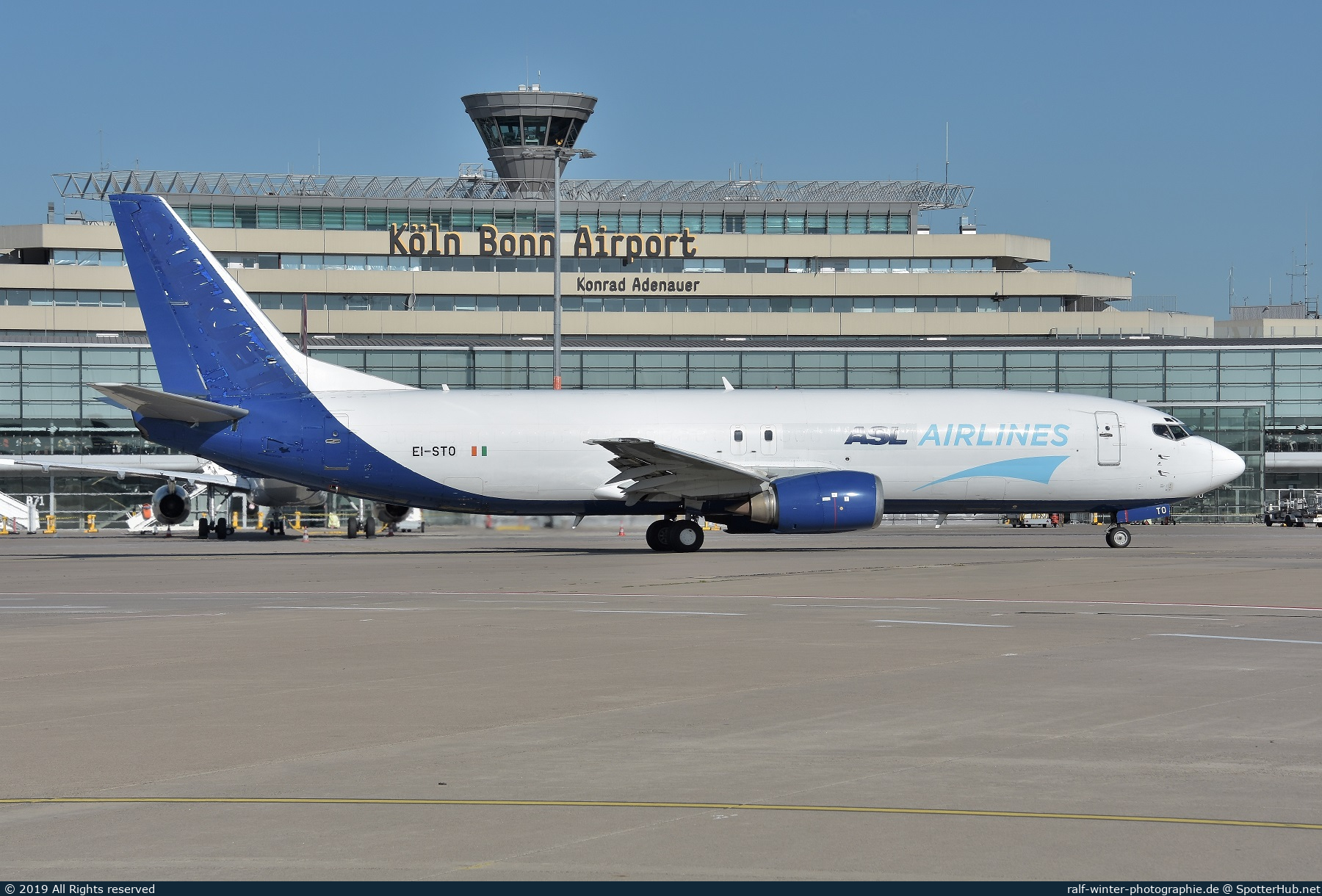 Photo of EI-STO - Boeing 737-43Q(SF) operated by ASL Airlines Ireland