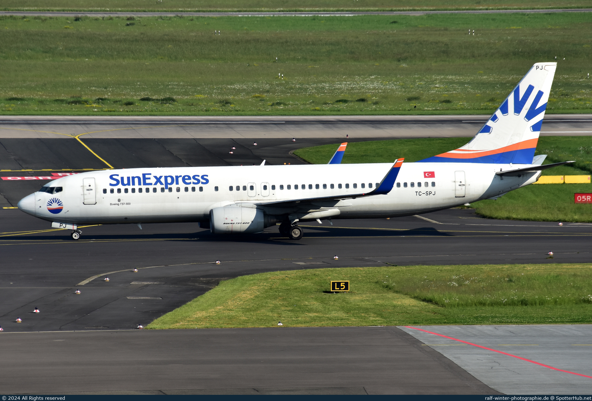Photo of TC-SPJ - Boeing 737-82R operated by SunExpress