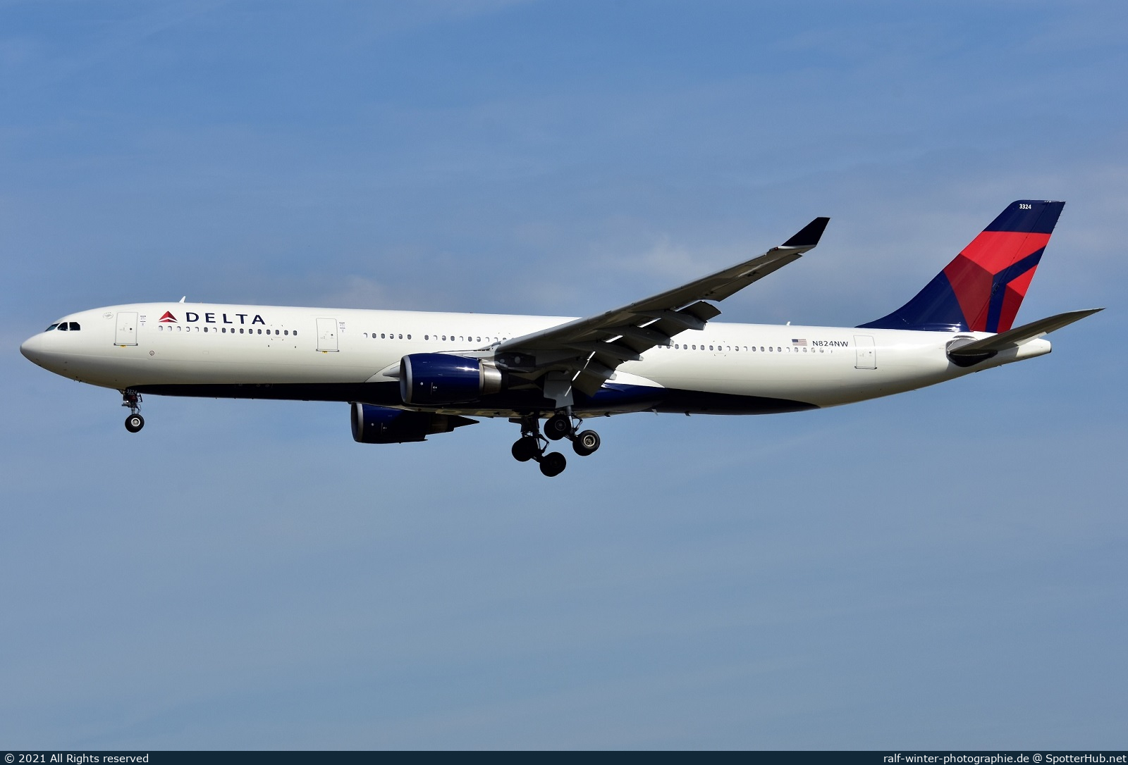 Photo of N824NW - Airbus A330-302 operated by Delta Air Lines